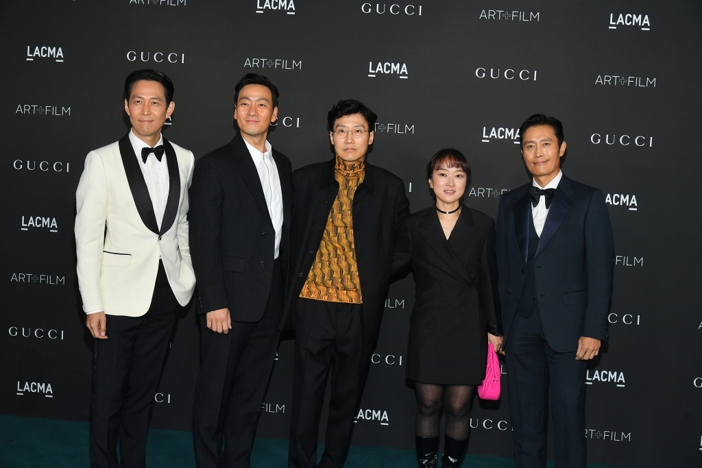 dien vien squid game tham du su kien quoc te anh 3