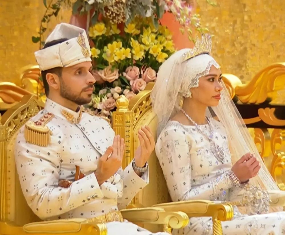 trang phuc cuoi cua cong chua brunei anh 4