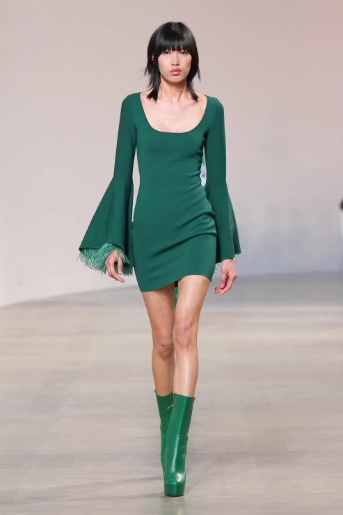 sao Việt ở show thời trang nước ngoài ảnh 13 sao Viet o show thoi trang nuoc ngoai anh 13