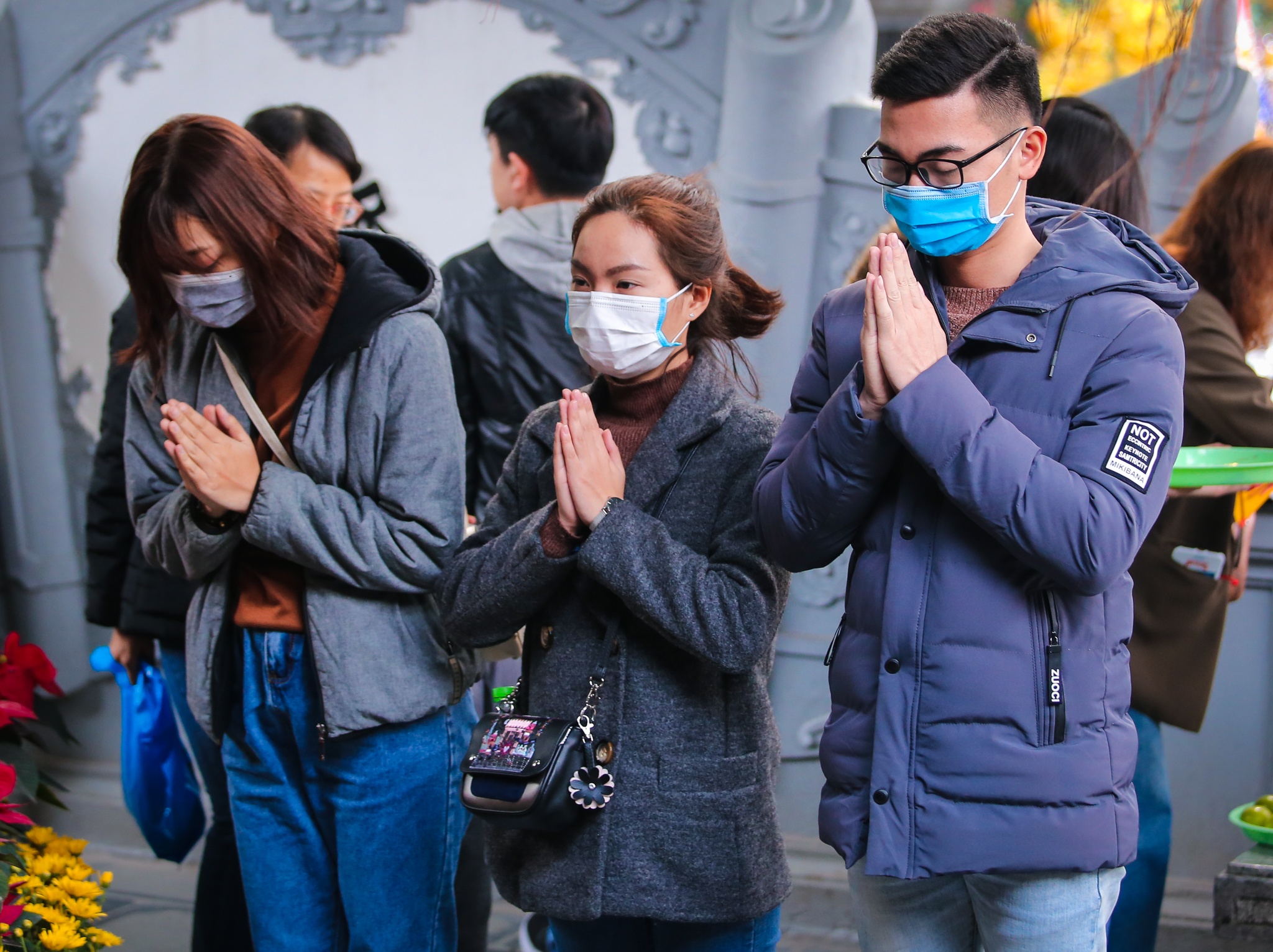 Nguoi dan Cau Giay so bi lay virus anh 11