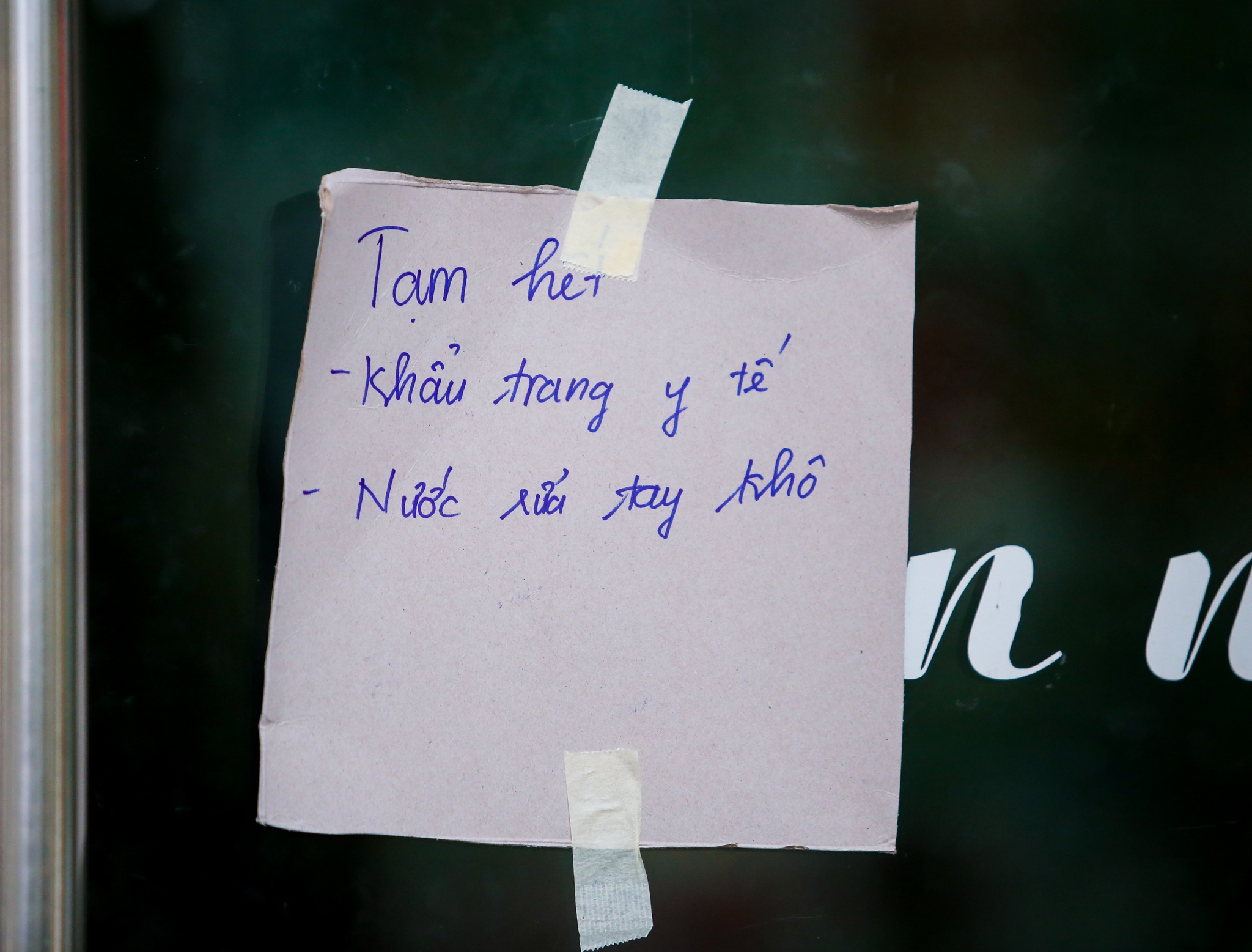 Nguoi dan Cau Giay so bi lay virus anh 4