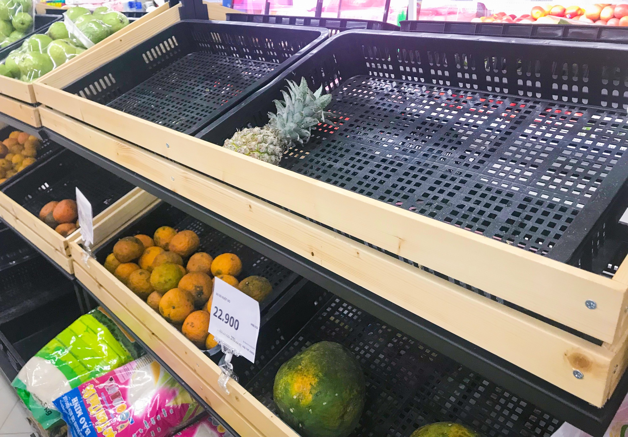 chay hang rau cu,  khau trang anh 2