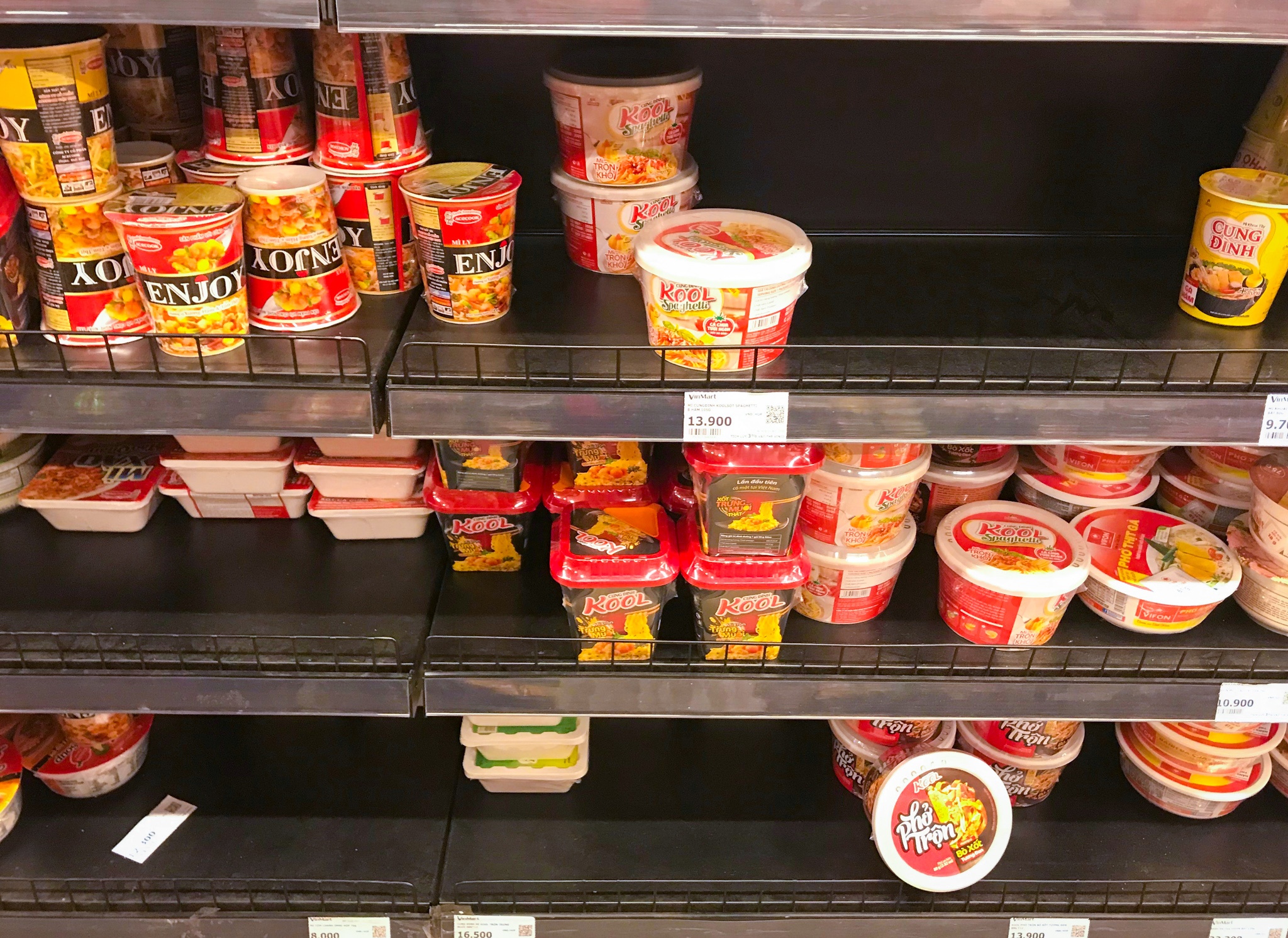 chay hang rau cu,  khau trang anh 10