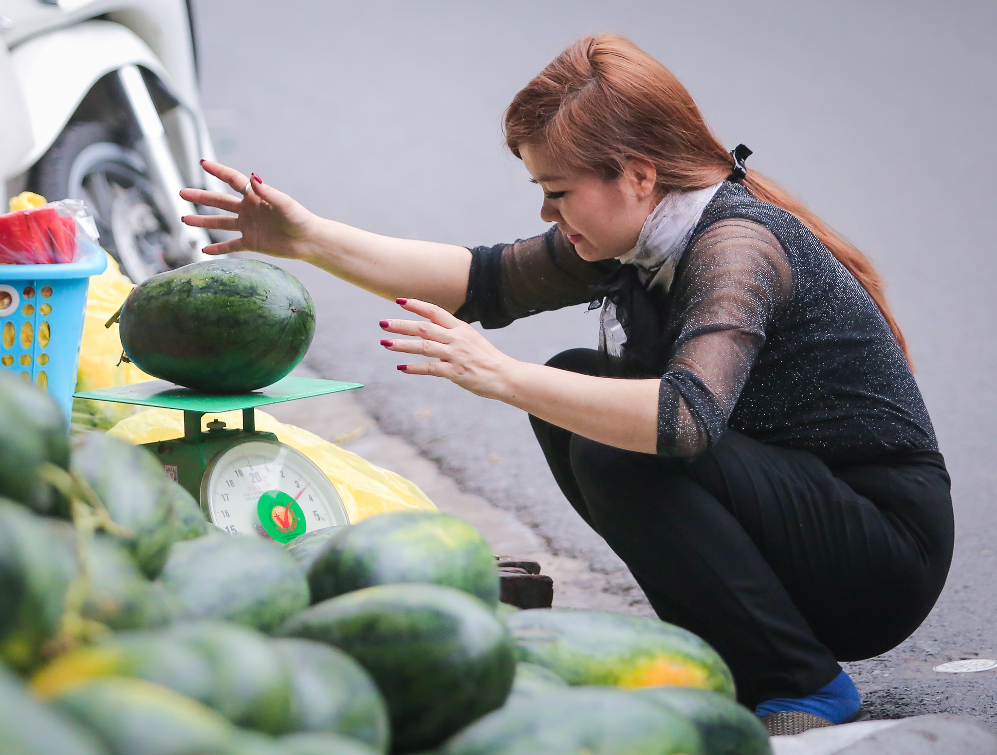 Do xo mua dua hau sieu re o Ha Noi hinh anh