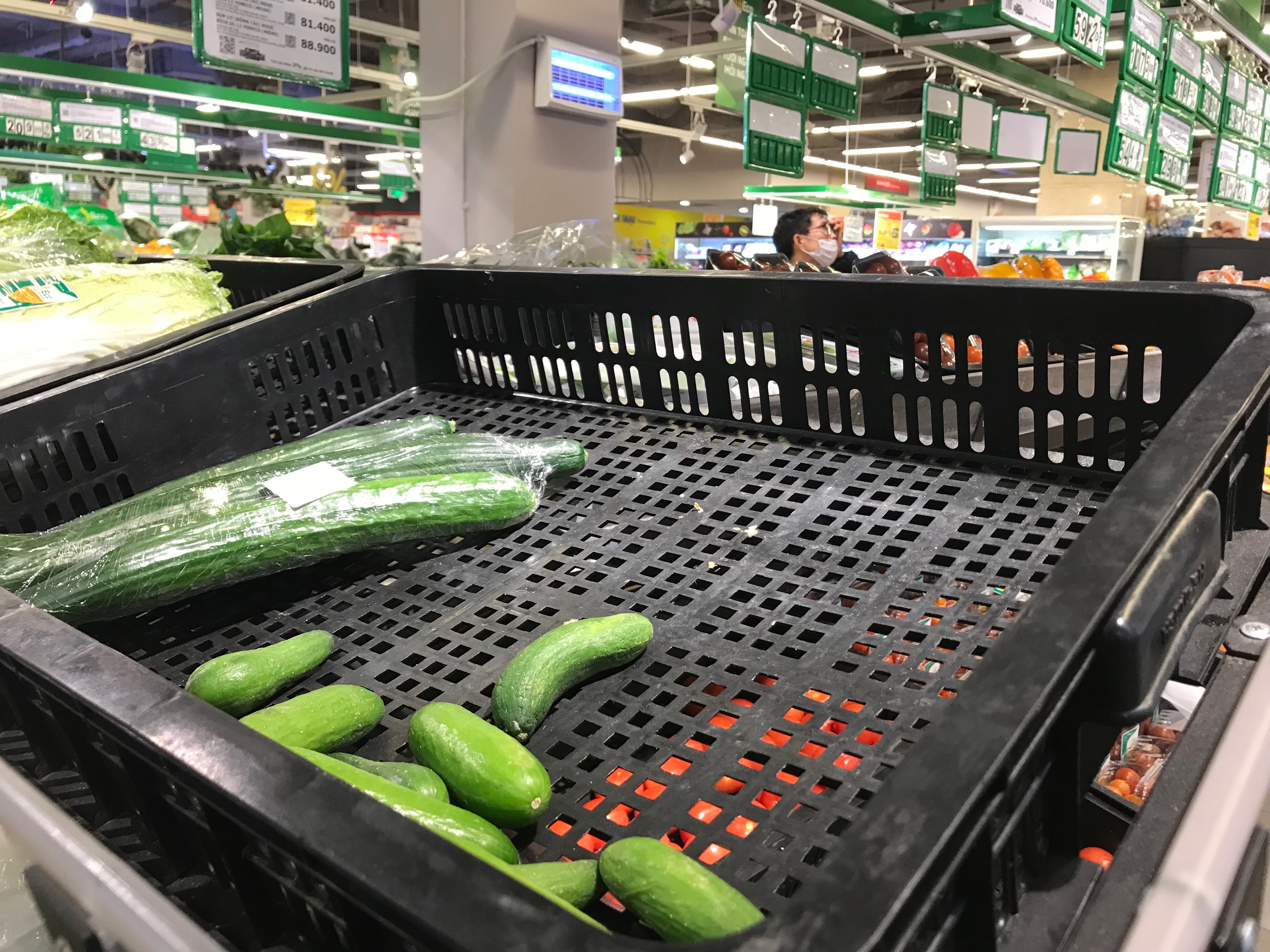 rau xanh tang gia giua mua dich anh 8