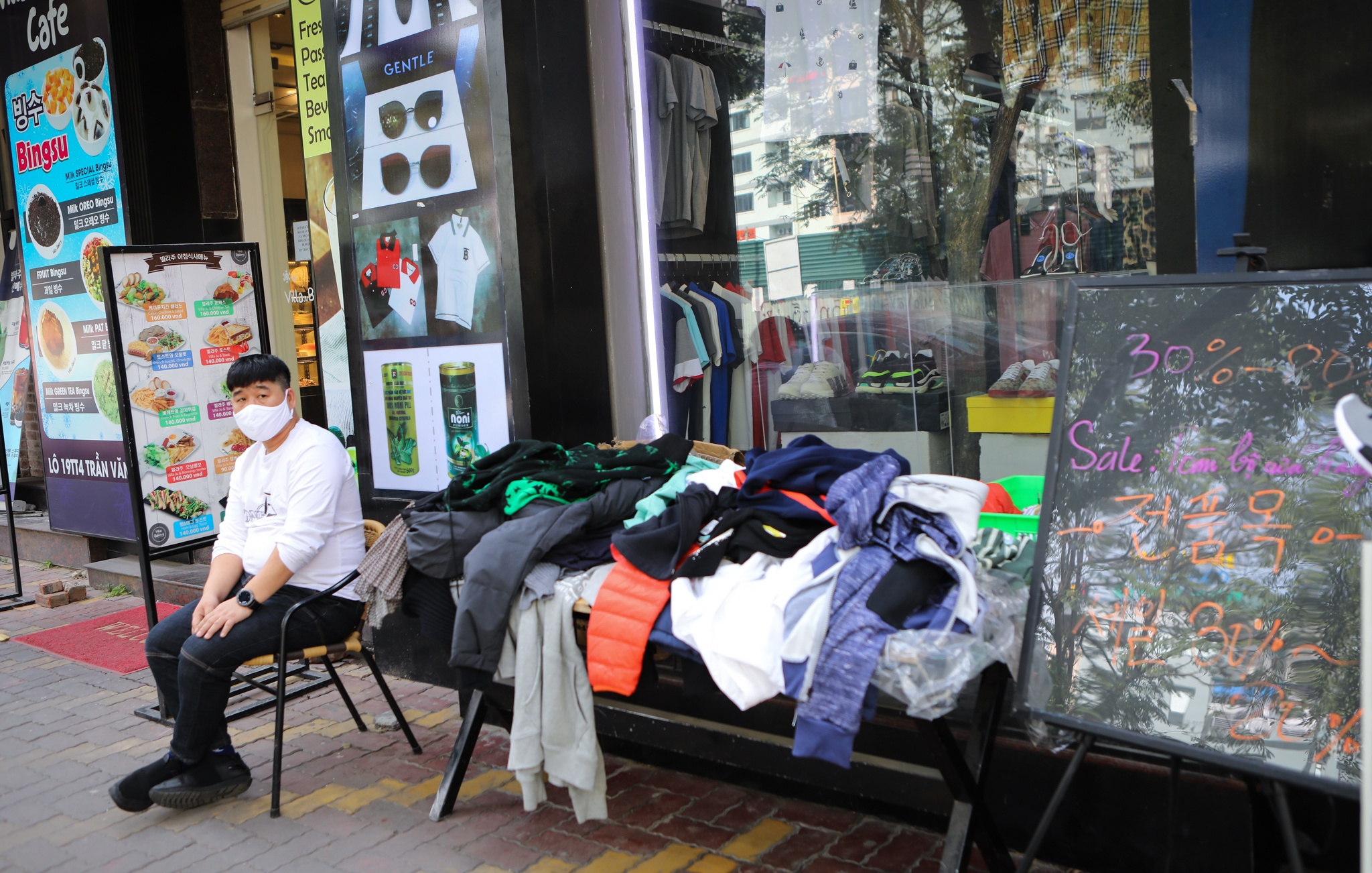 khu pho nguoi han quoc giua dich anh 6