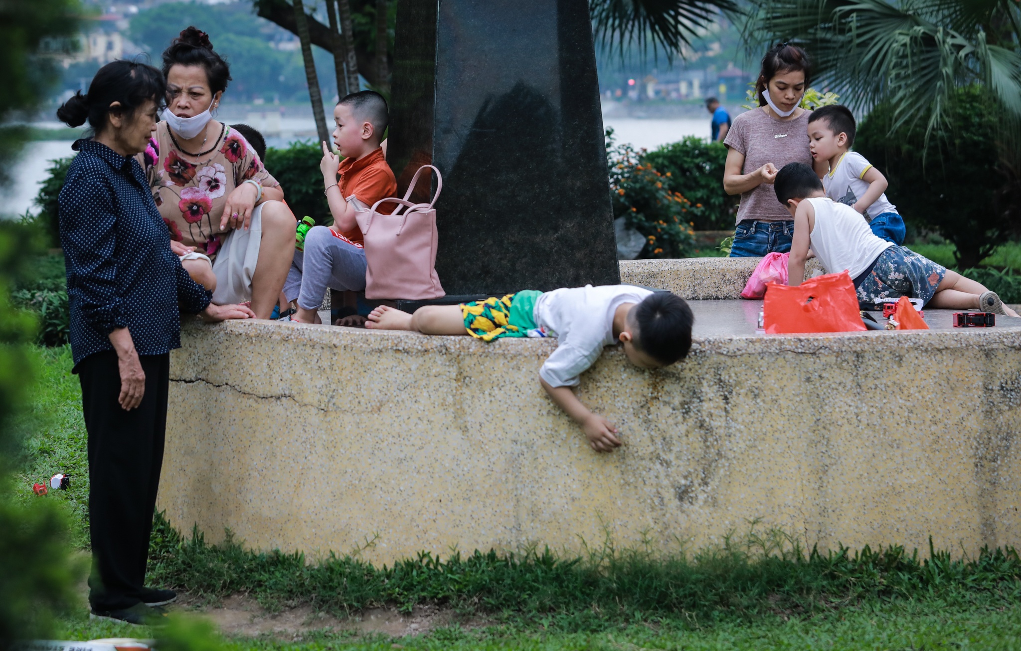 Cong vien dong kin,  phong gym dong,  dich benh,  dong cua quan xa,  Covid-19 anh 9