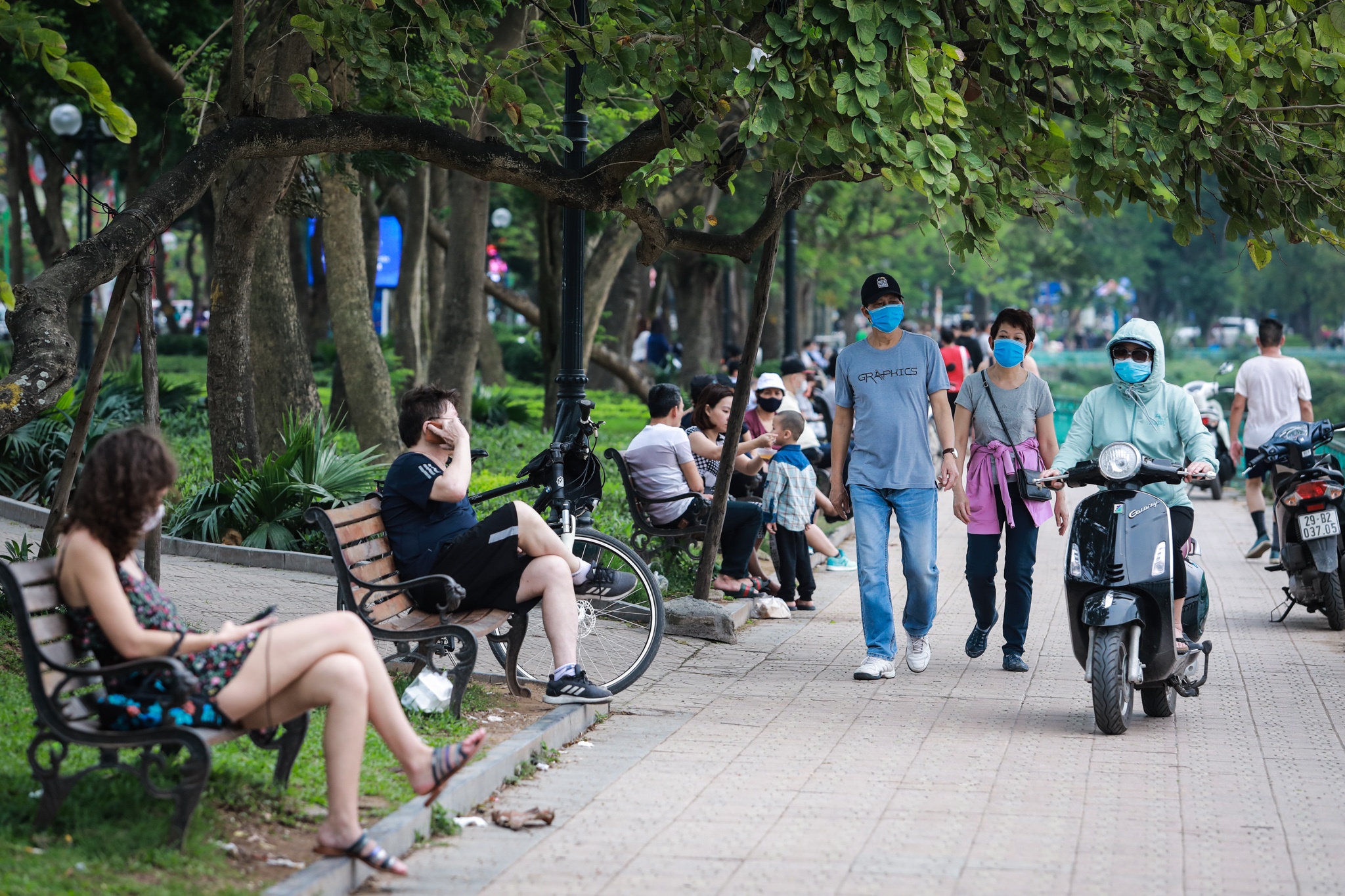 Nhieu cap doi chon ho Tay la diem hong gio giua dich benh anh 1