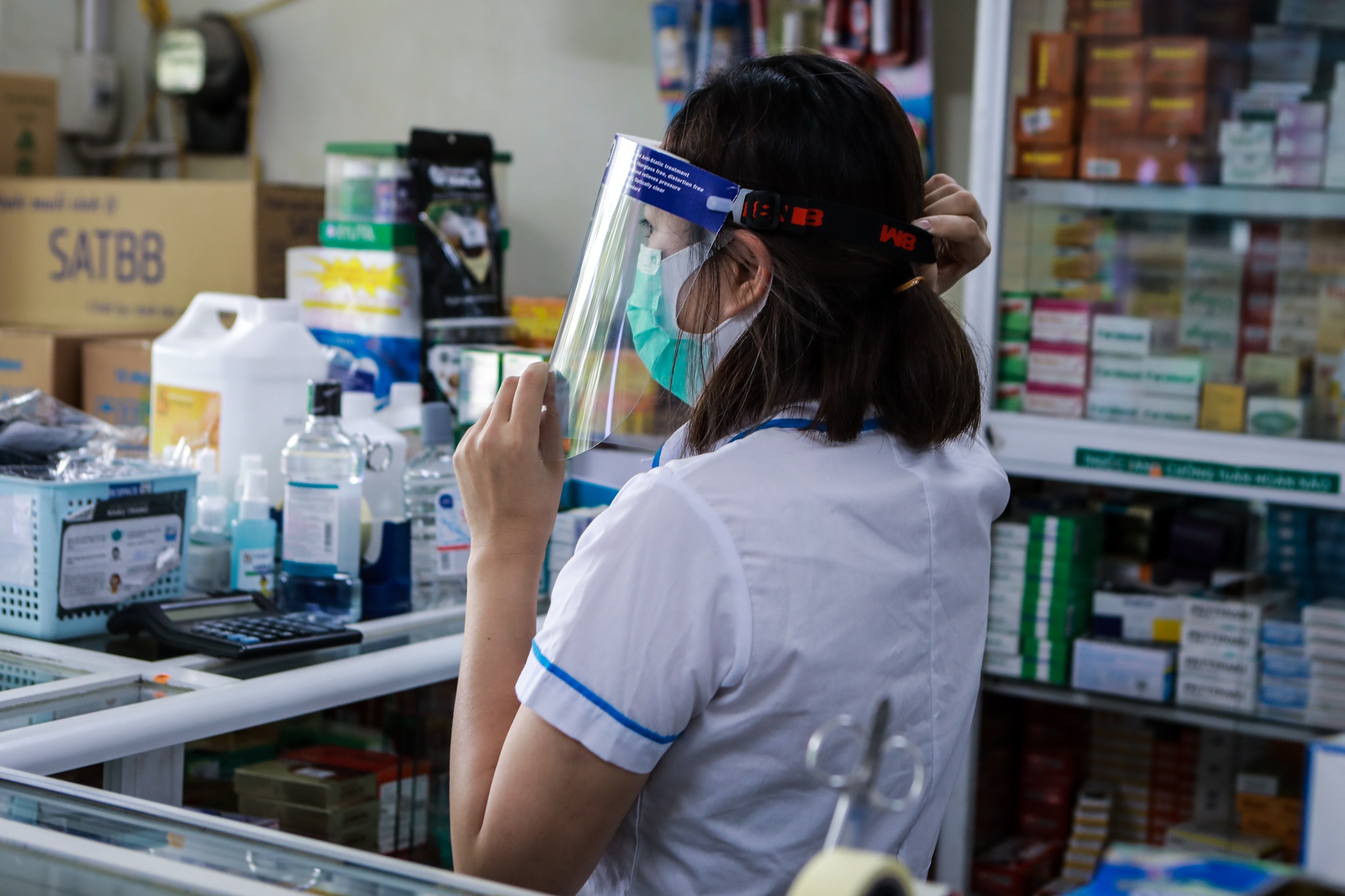 Muon kieu chong nhiem Covid-19 tai nha thuoc anh 7