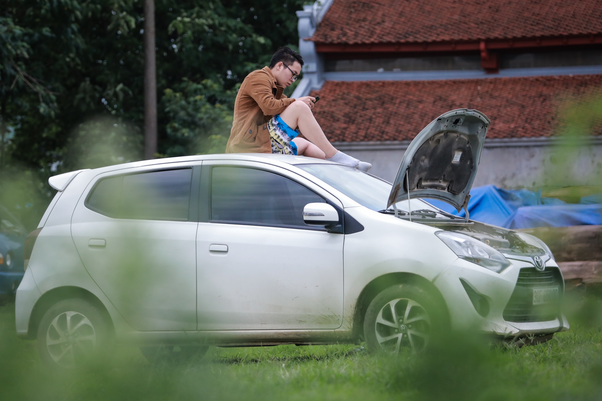 Bai co phu Tay Ho dong kin ngay cuoi tuan anh 3