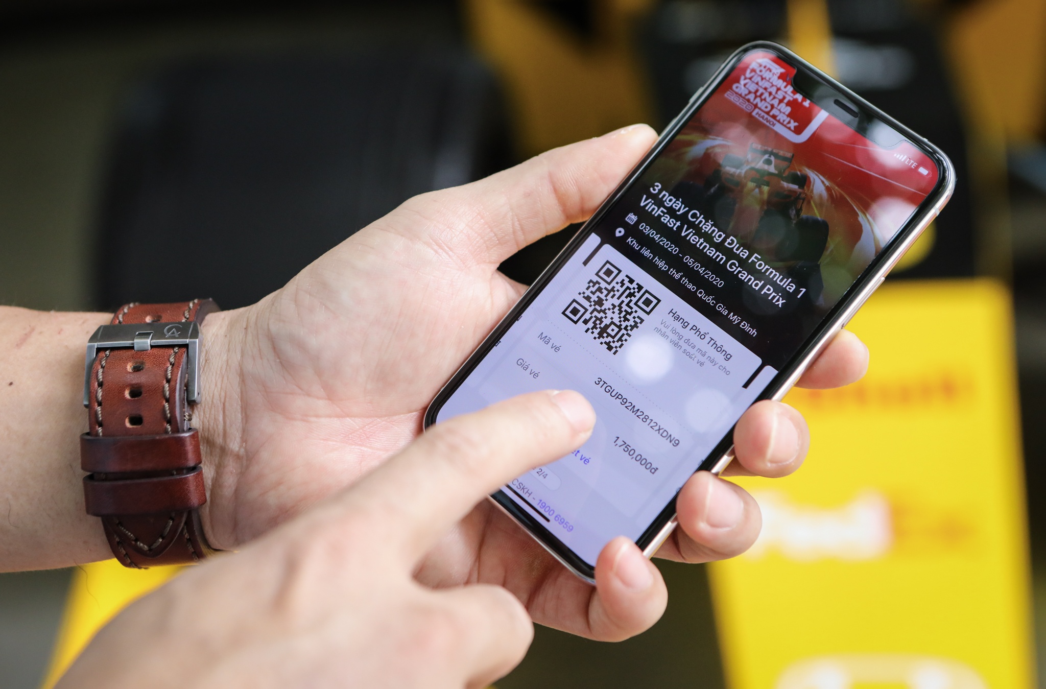 Tự làm xe đua F1 trong 2 tuần cách ly xã hội để đấu giá ảnh 6 Tu lam xe dua F1 trong 2 tuan cach ly xa hoi de dau gia anh 6