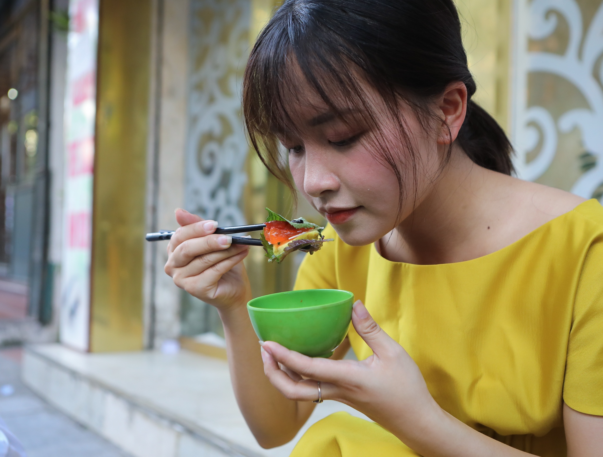 Sua do - mon an giai nhiet mua he dang hut khach hinh anh