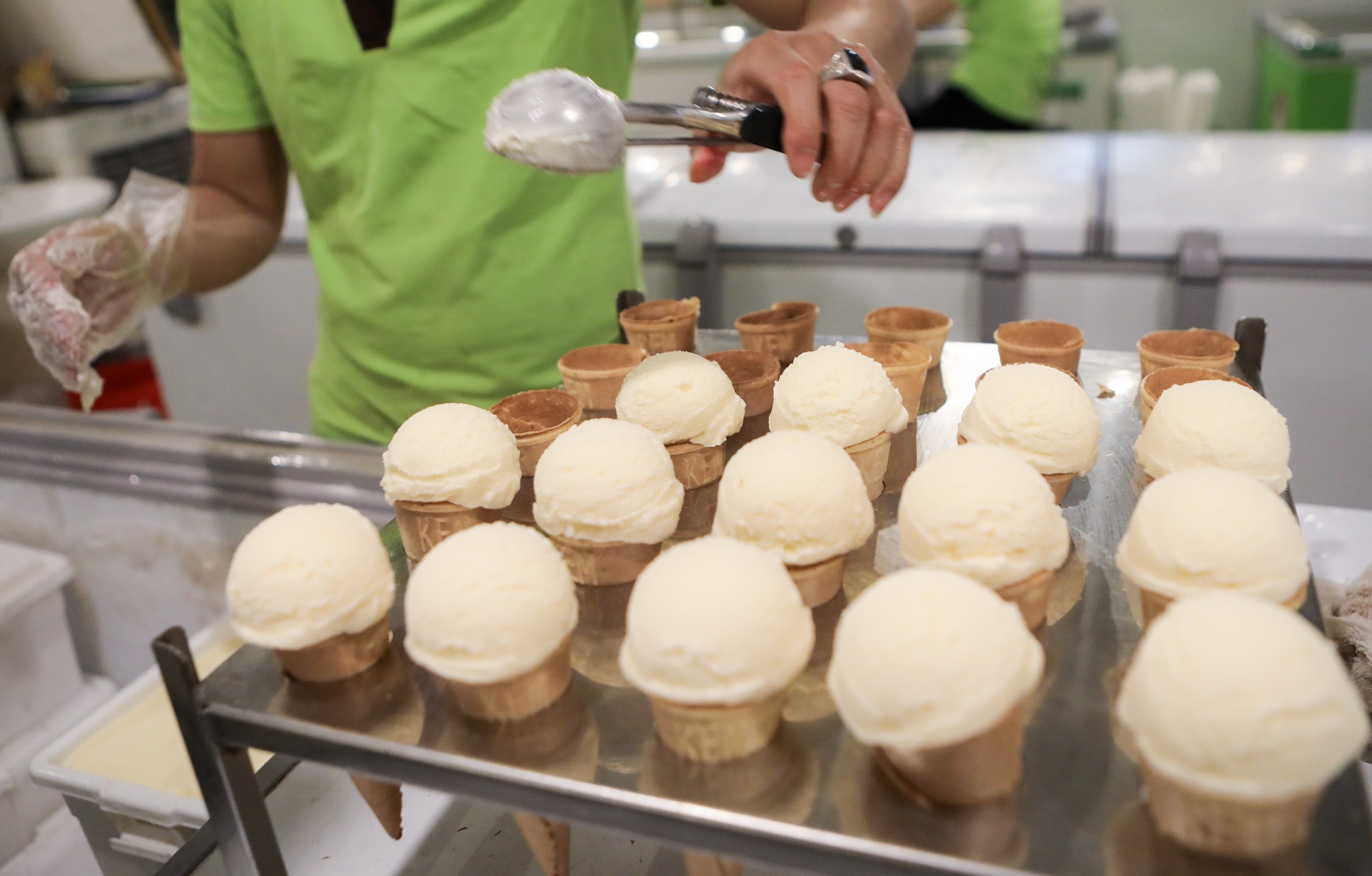 kem Trang Tien thay doi dien mao anh 6