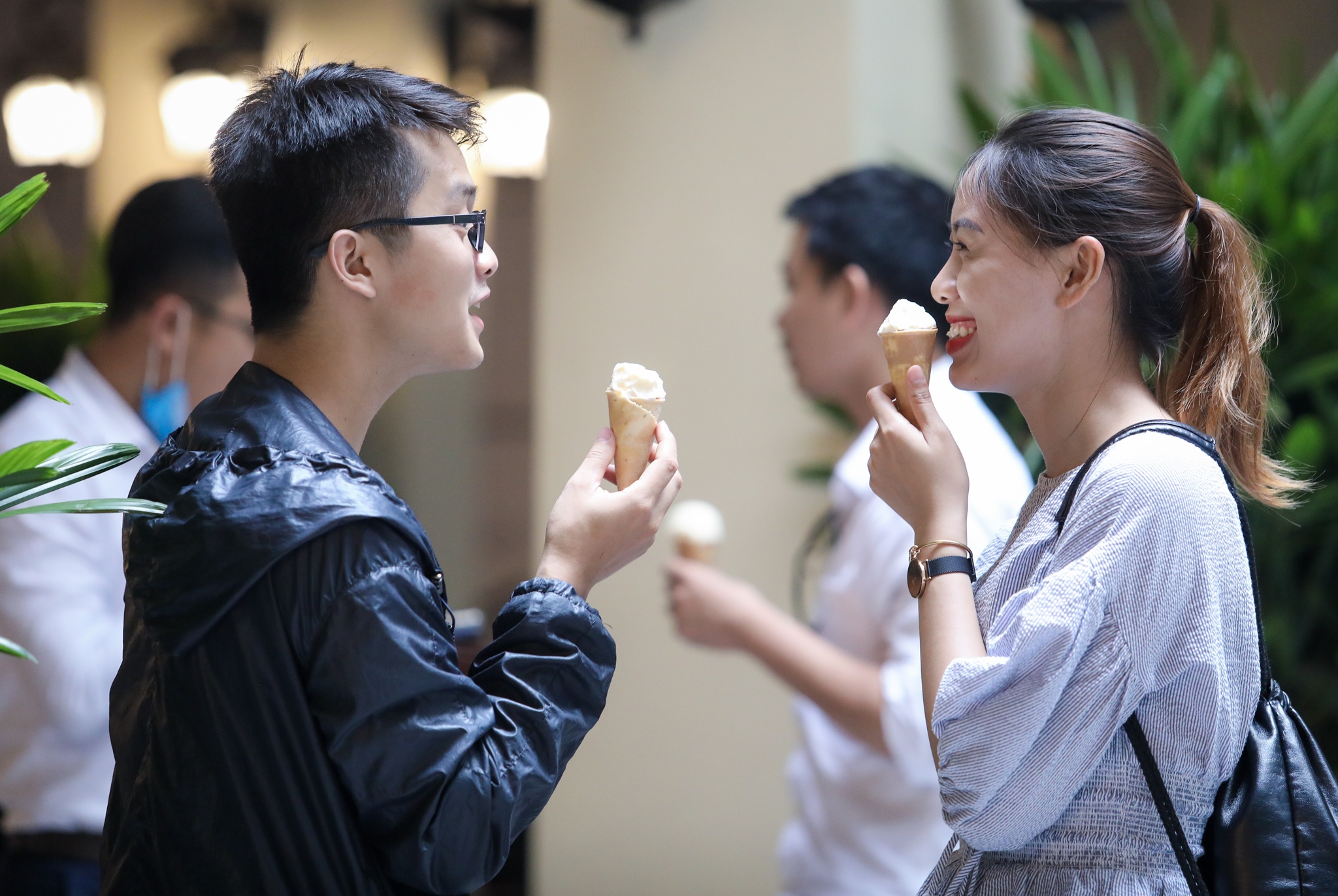 kem Trang Tien thay doi dien mao anh 3