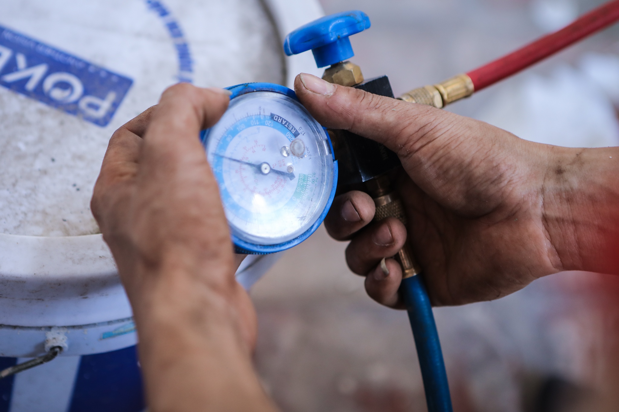 mot ngay cua tho sua dieu hoa anh 16