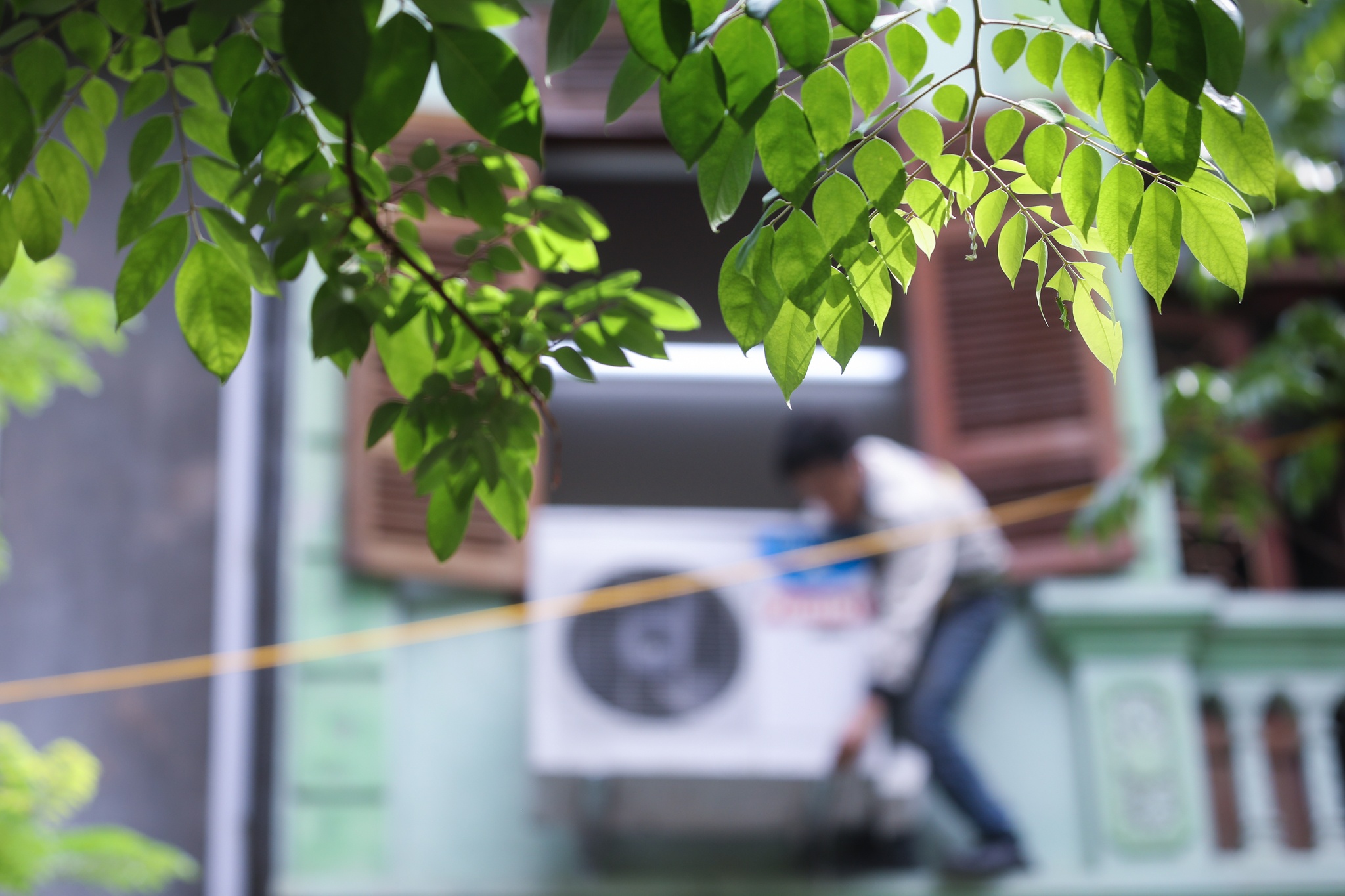 mot ngay cua tho sua dieu hoa anh 9