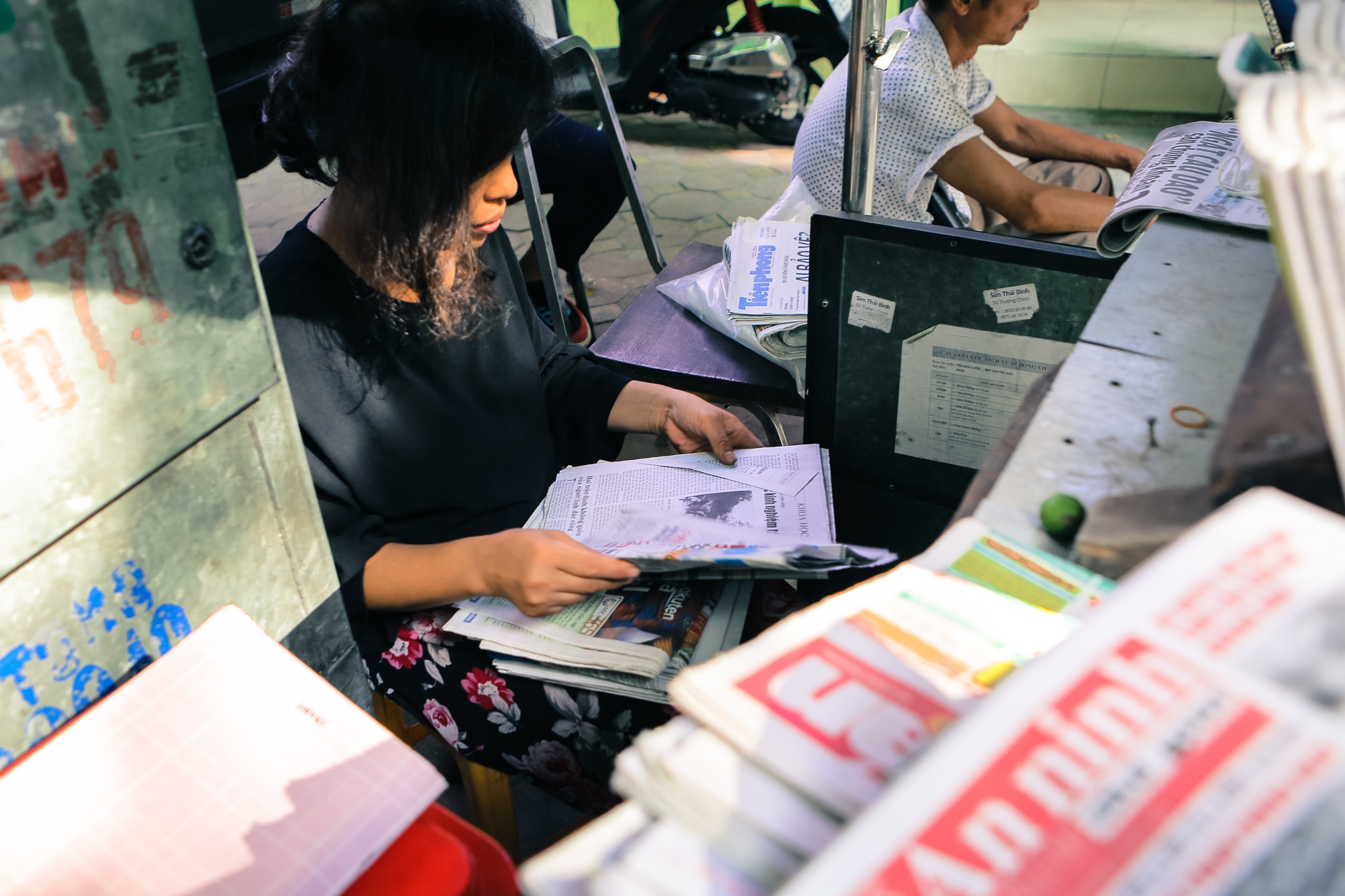 những sạp báo in tại Thủ Đô ảnh 5 nhung sap bao in tai Thu Do anh 5