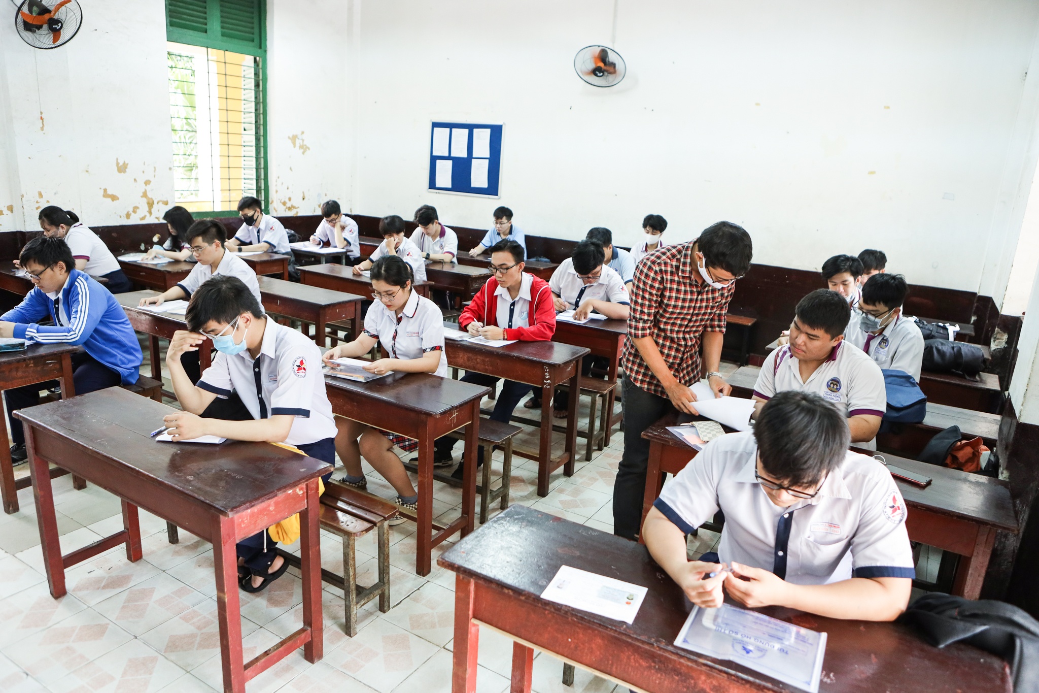 thi THPT Quoc Gia 2020 anh 2