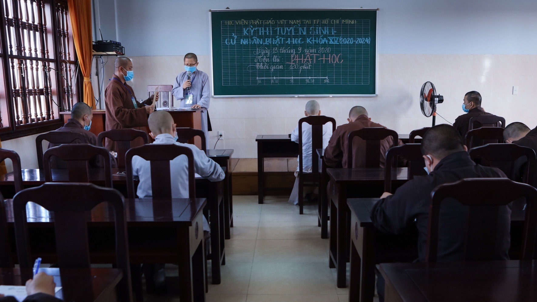tăng ni thi đại học ảnh 21 tang ni thi dai hoc anh 21