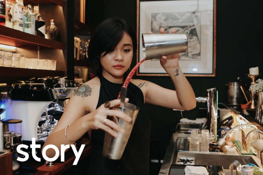 Nu bartender: 'Toi lam dem, ngu ngay' hinh anh