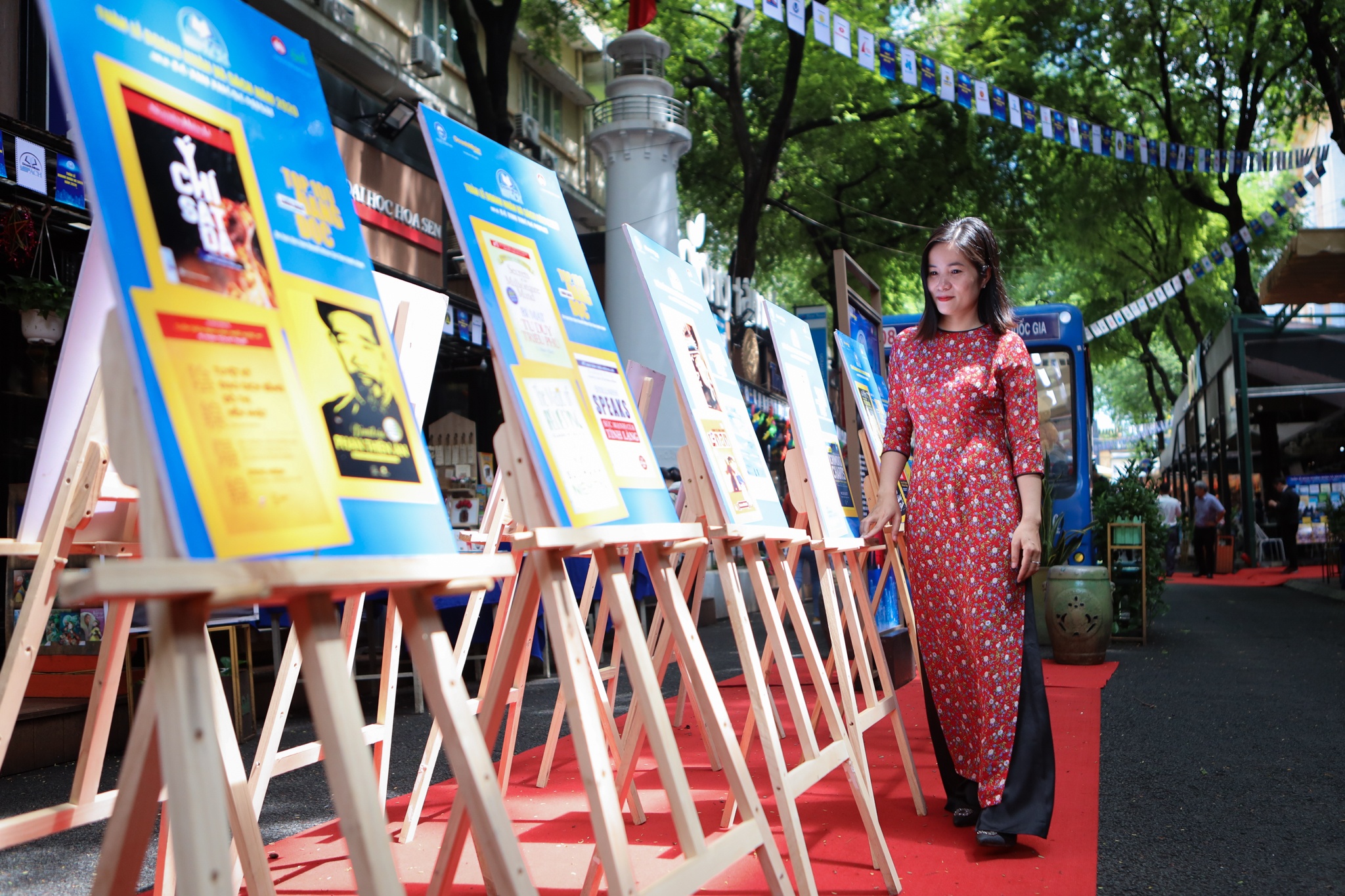 tuan le doanh nhan va sach anh 4