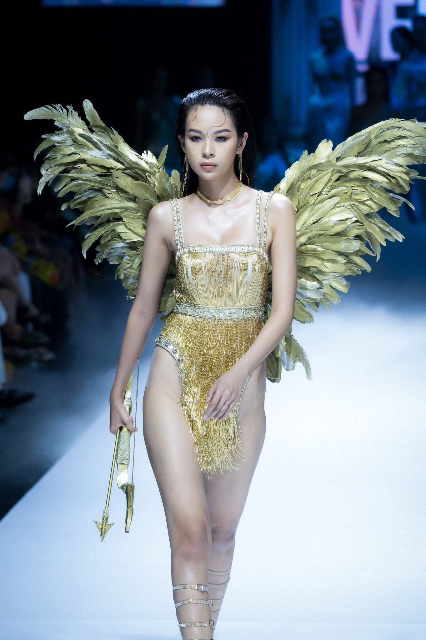 Aquafina Tuần lễ Thời trang Quốc tế Việt Nam 2020 ảnh 35 Aquafina Tuan le Thoi trang Quoc te Viet Nam 2020 anh 35