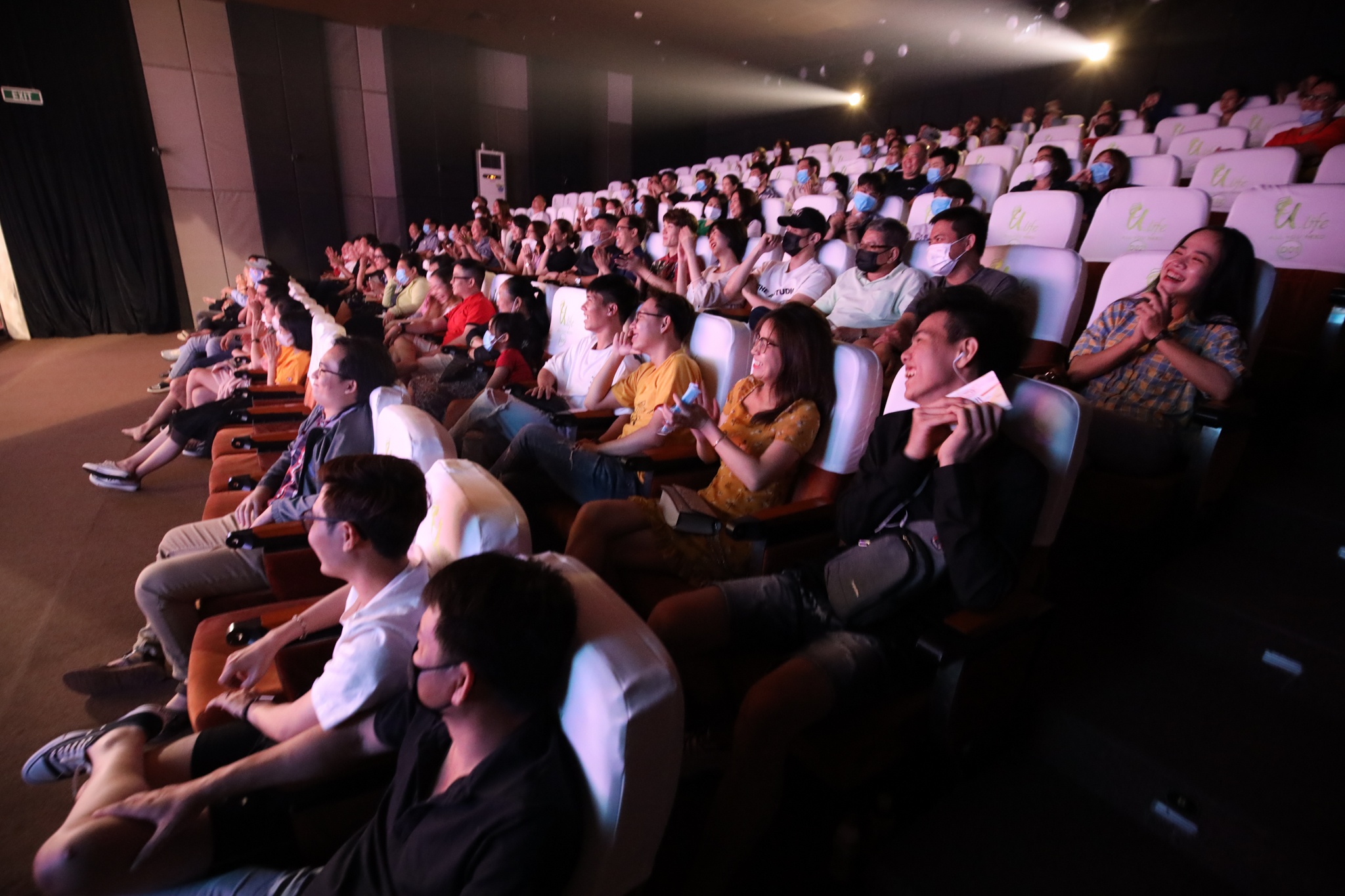 dai nghia,  vo tan phat anh 10