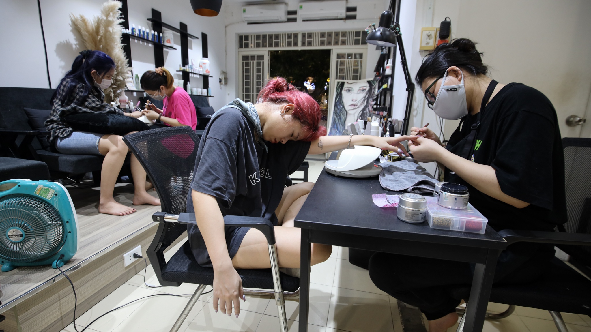 Co gai lam mong cho Suboi anh 11