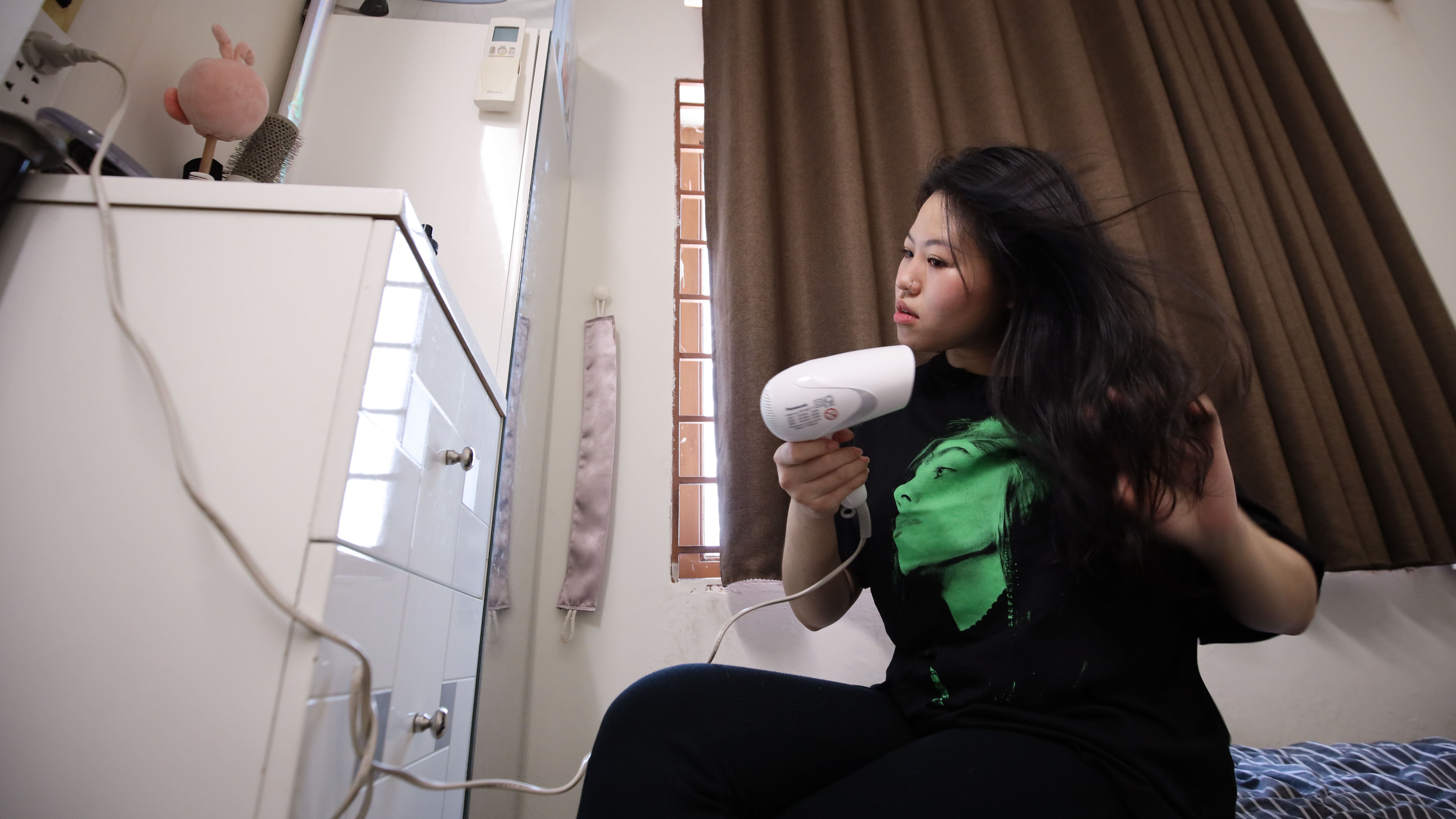 Co gai lam mong cho Suboi anh 2