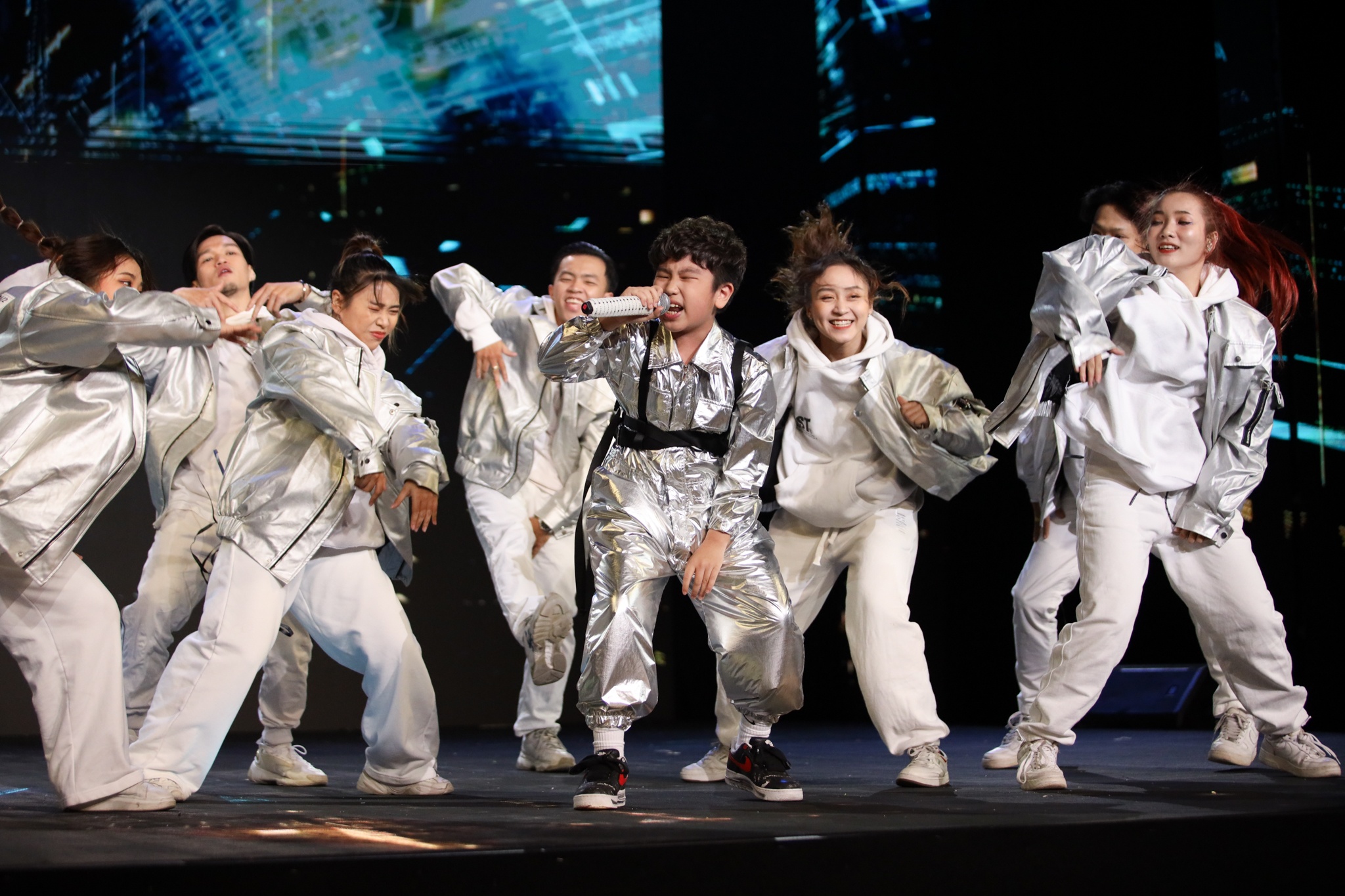 dang bach giong hat Viet nhi anh 5