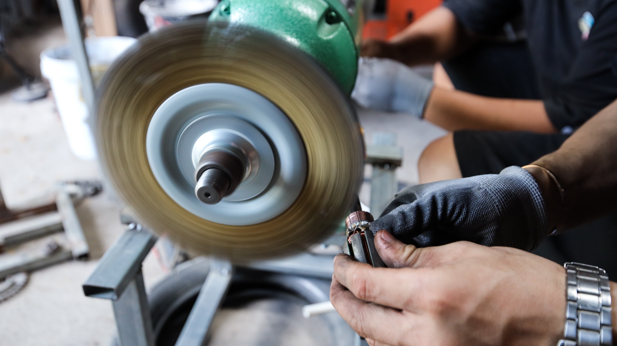 đồng hồ làm từ nhông xích ảnh 6 dong ho lam tu nhong xich anh 6