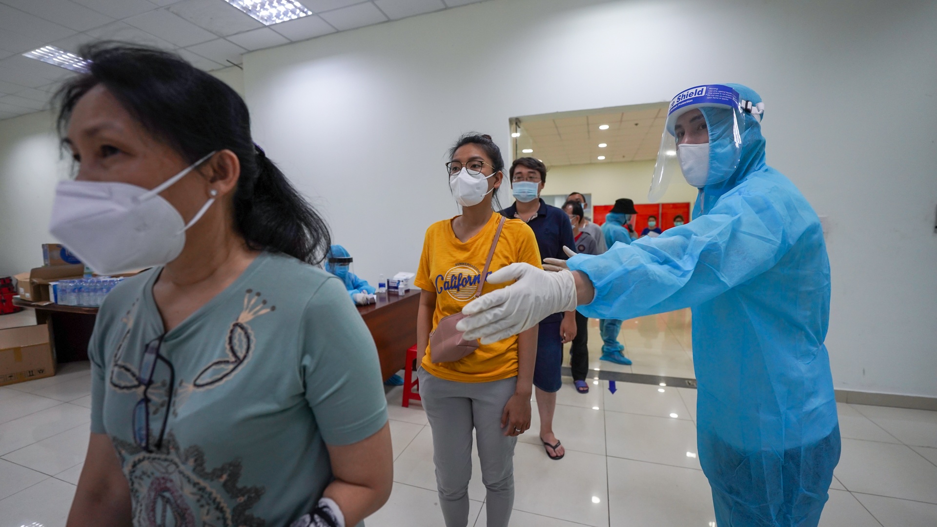 Nghệ sỹ ở TP.HCM làm tình nguyện ảnh 10 Nghe sy o TP.HCM lam tinh nguyen anh 10