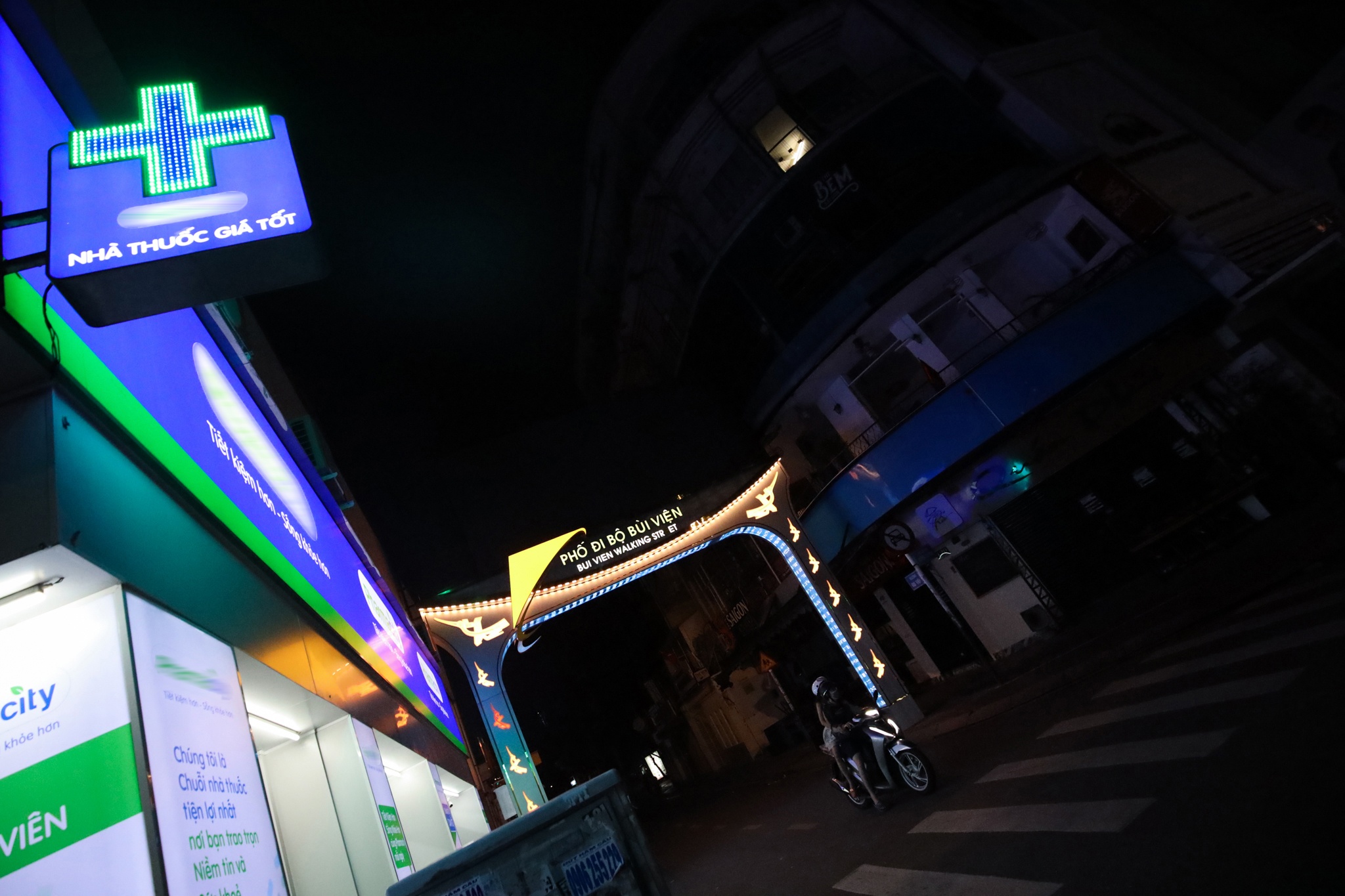 Dich covid-19 o TP.HCM anh 1