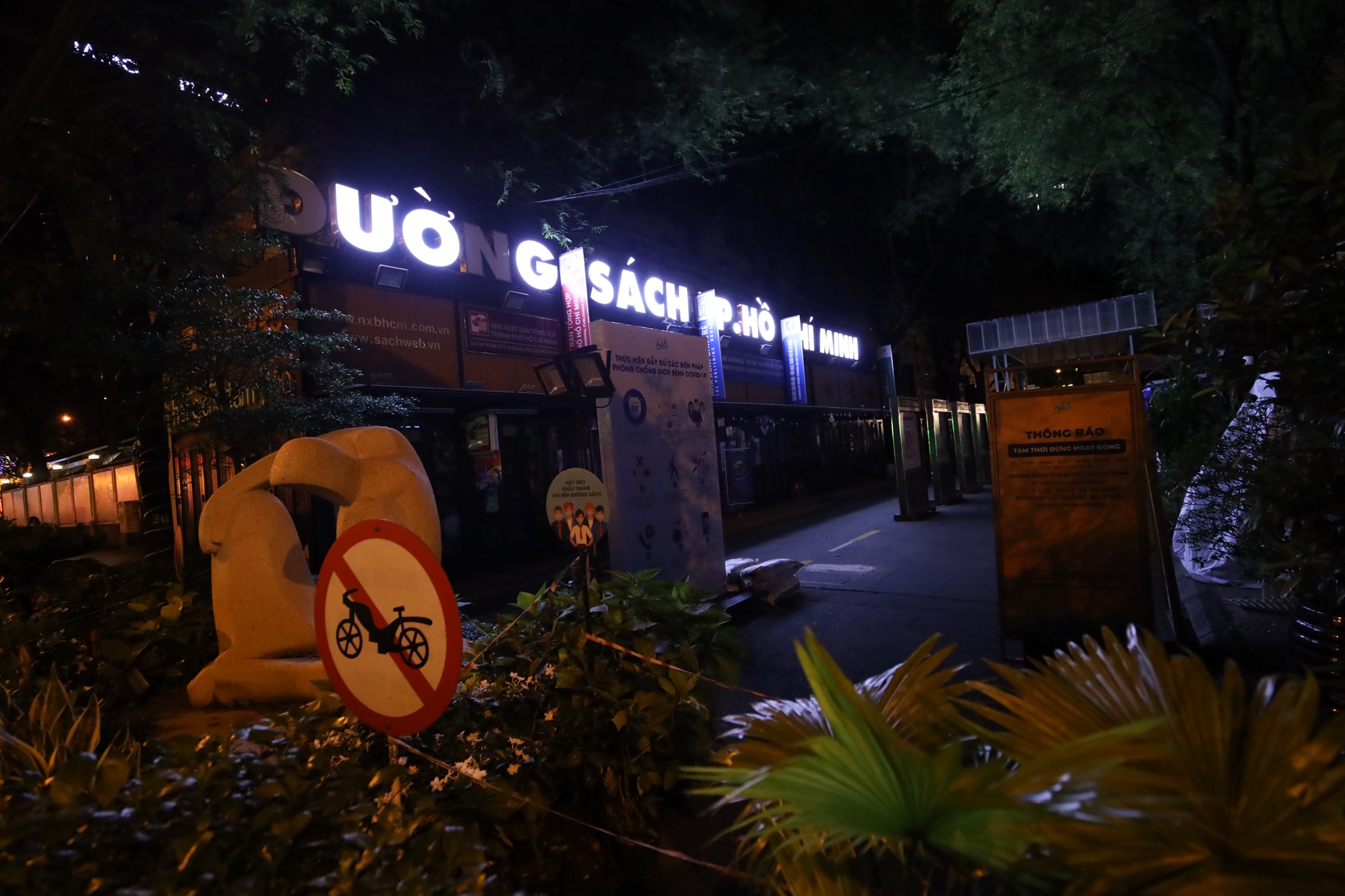 Dich covid-19 o TP.HCM anh 15