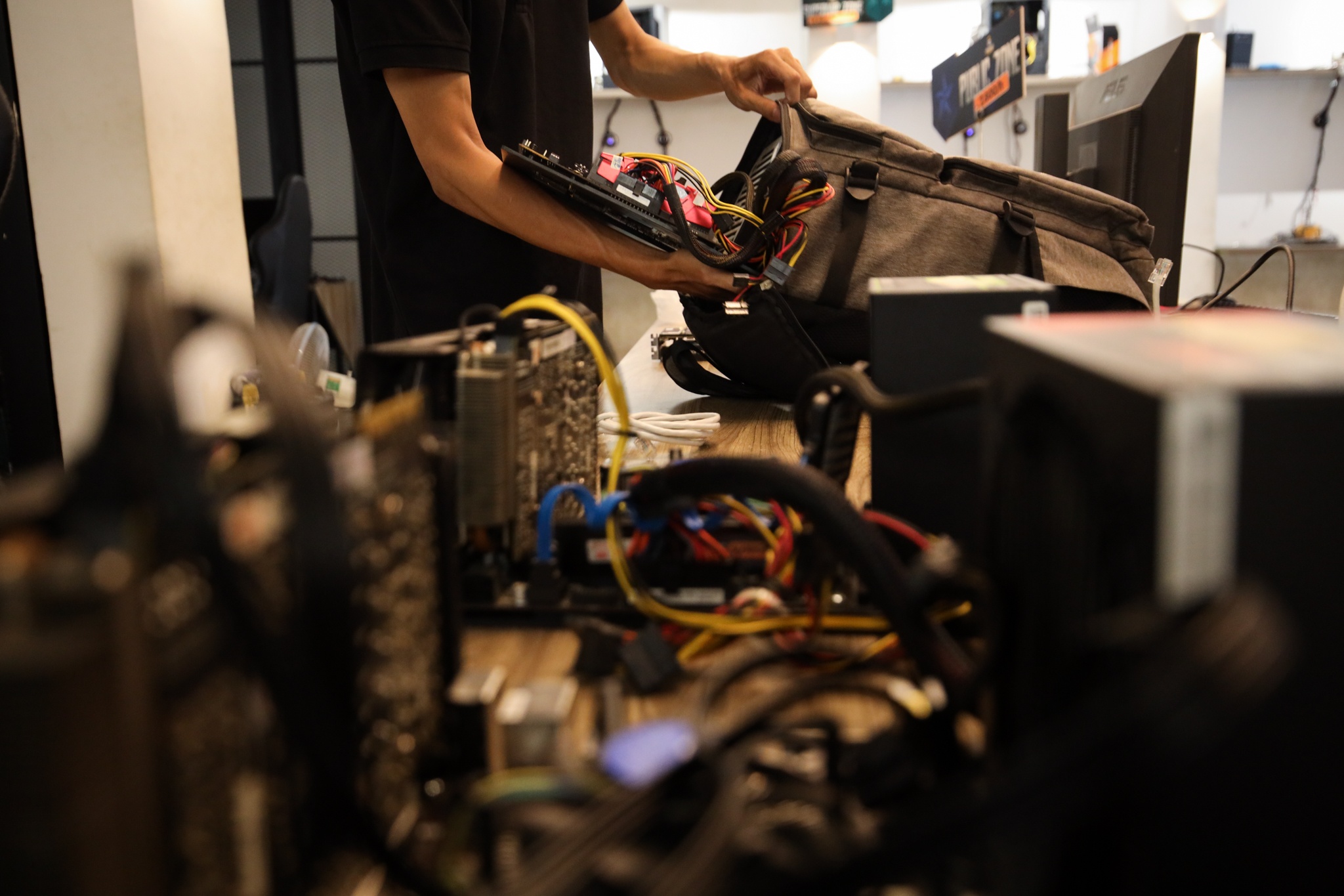 Quan net cho thue may tinh anh 5