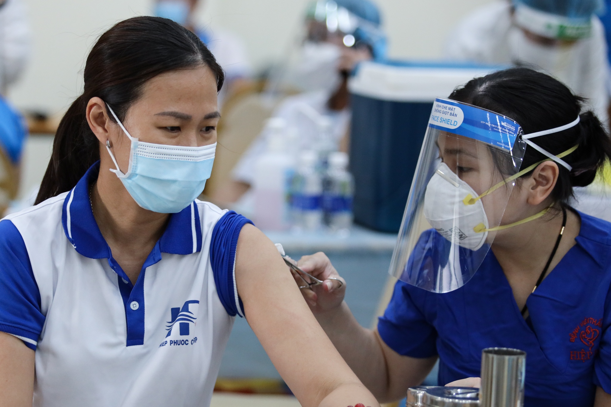 a hau hoang my lam tinh nguyen vien anh 5