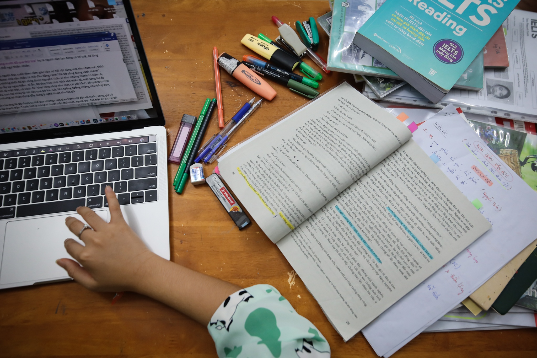 Phuong My Chi thi THPT QG o TP.HCM anh 5