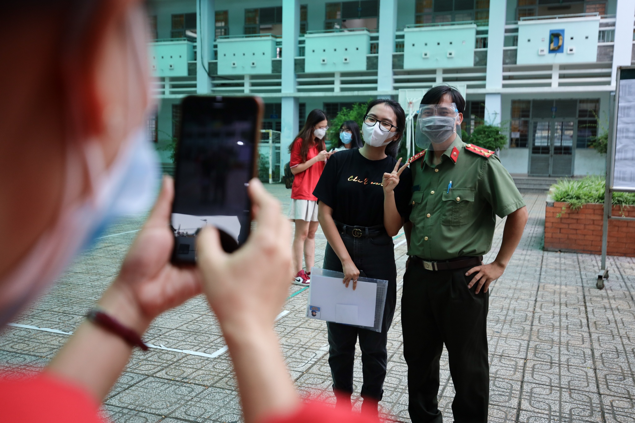 Phuong My Chi thi THPT QG o TP.HCM anh 34