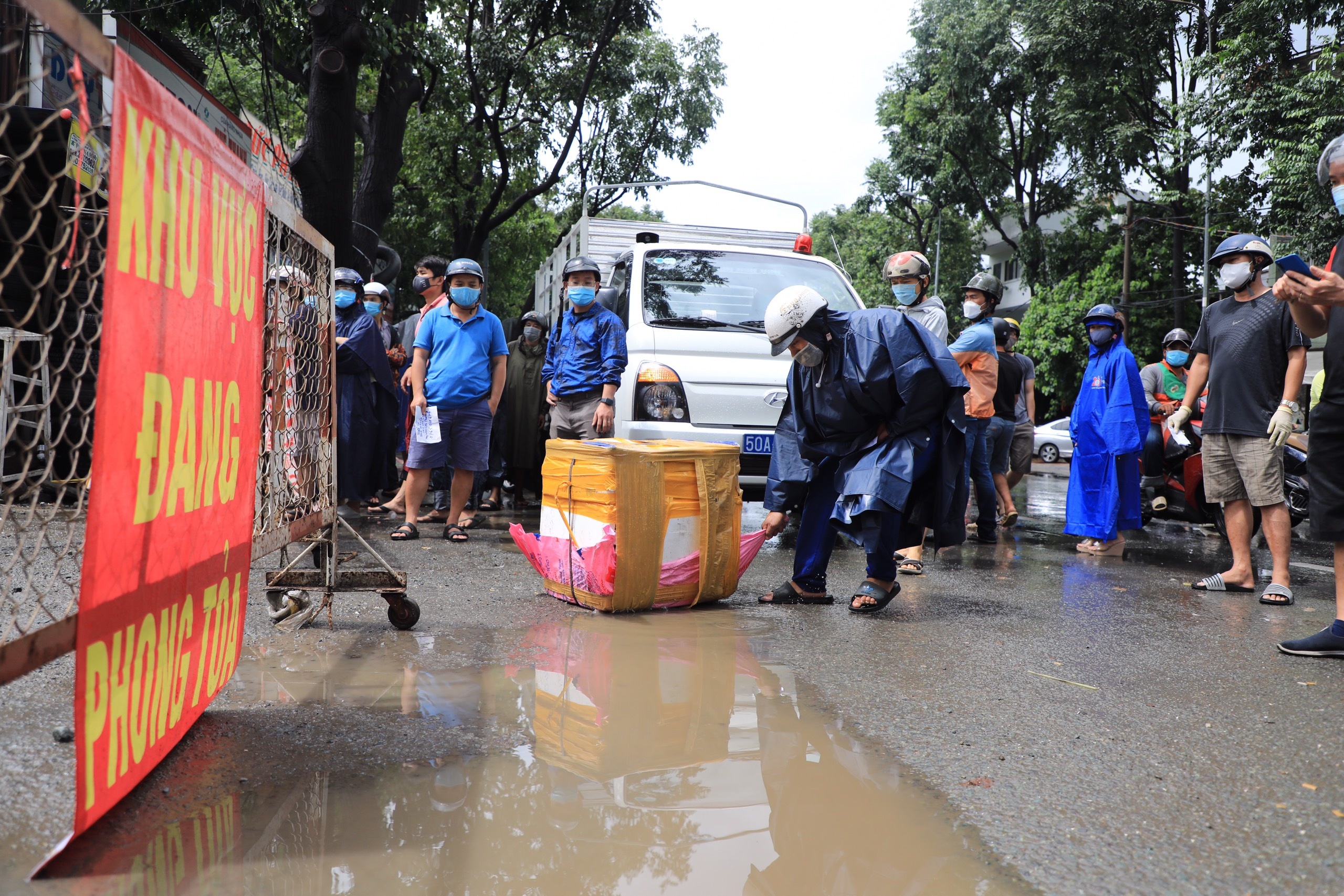Tu tap o TP.HCM de nhan hang tu que anh 5