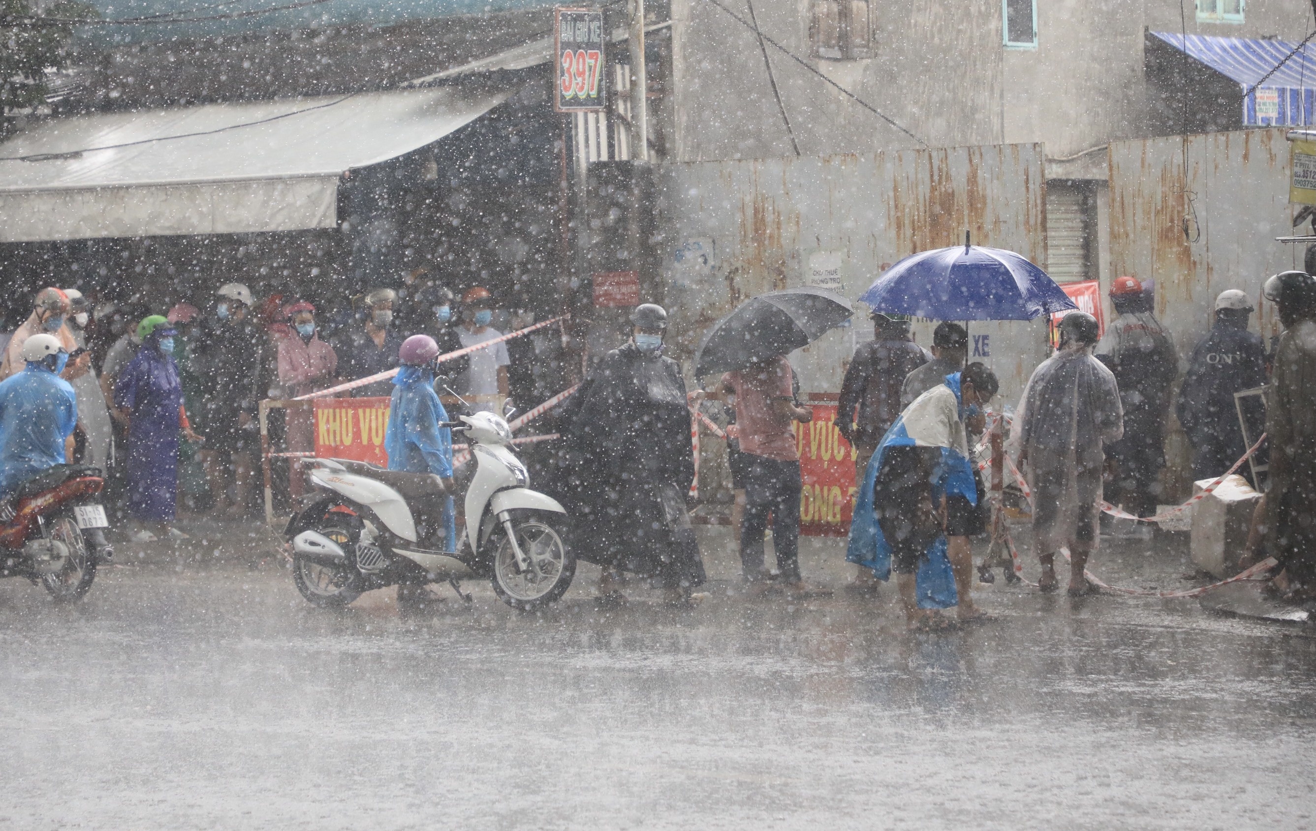 Tu tap o TP.HCM de nhan hang tu que anh 3