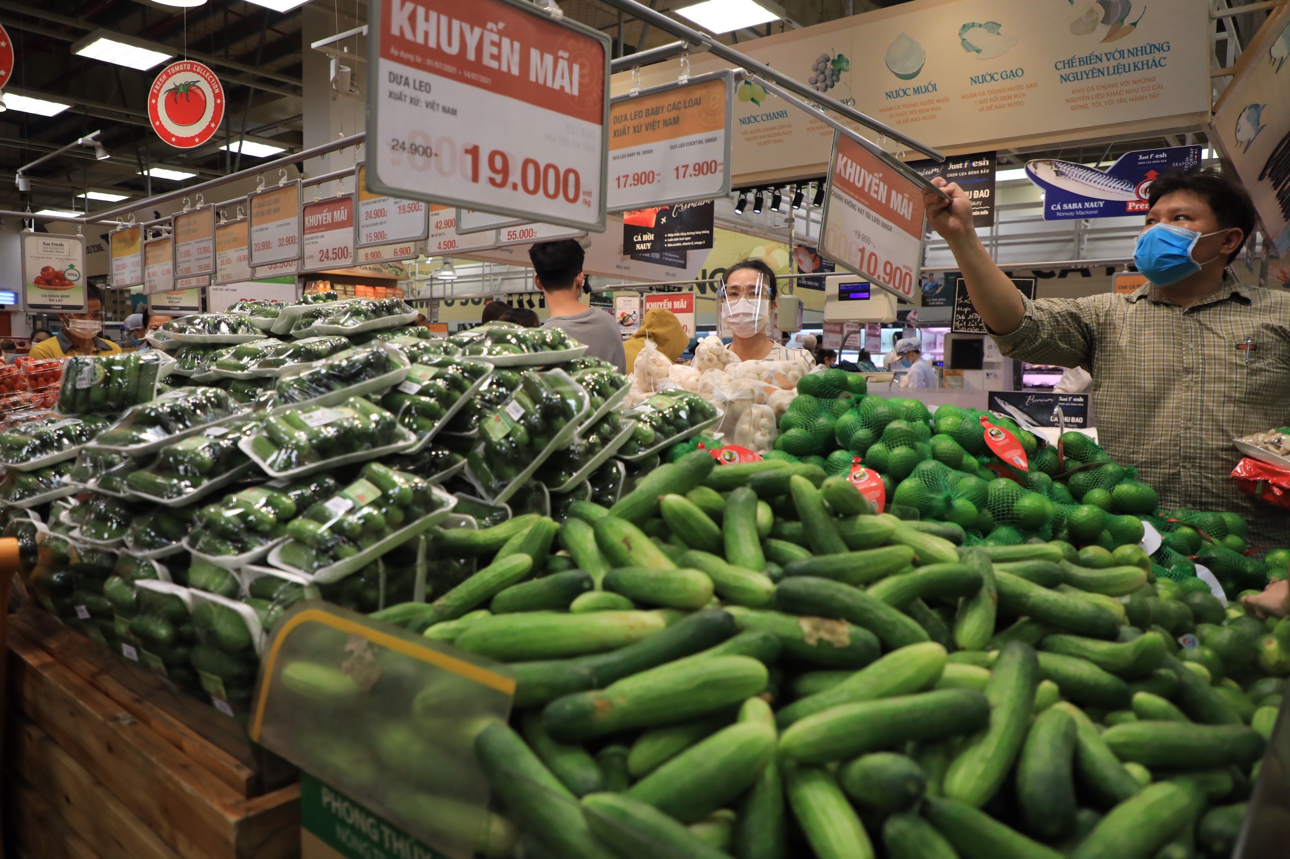 Cho vang ve, sieu thi dong duc o TP.HCM hinh anh