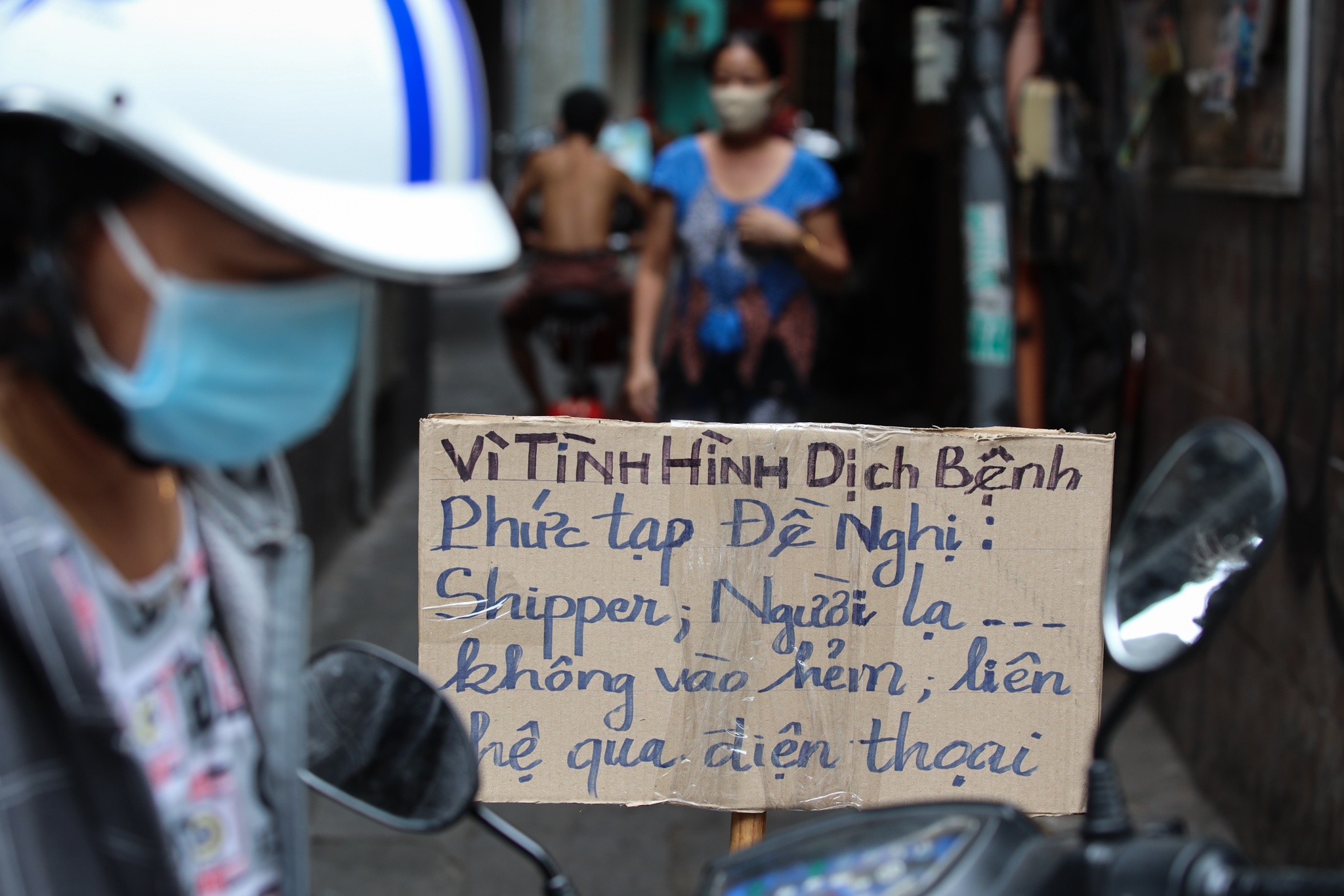 Dan Bui Vien ngan nguoi la vao hem hinh anh