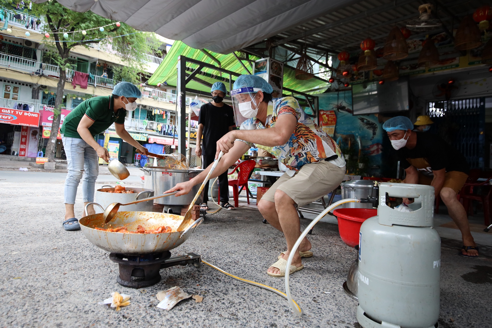nghe sy lam tinh nguyen o TP.HCM anh 32
