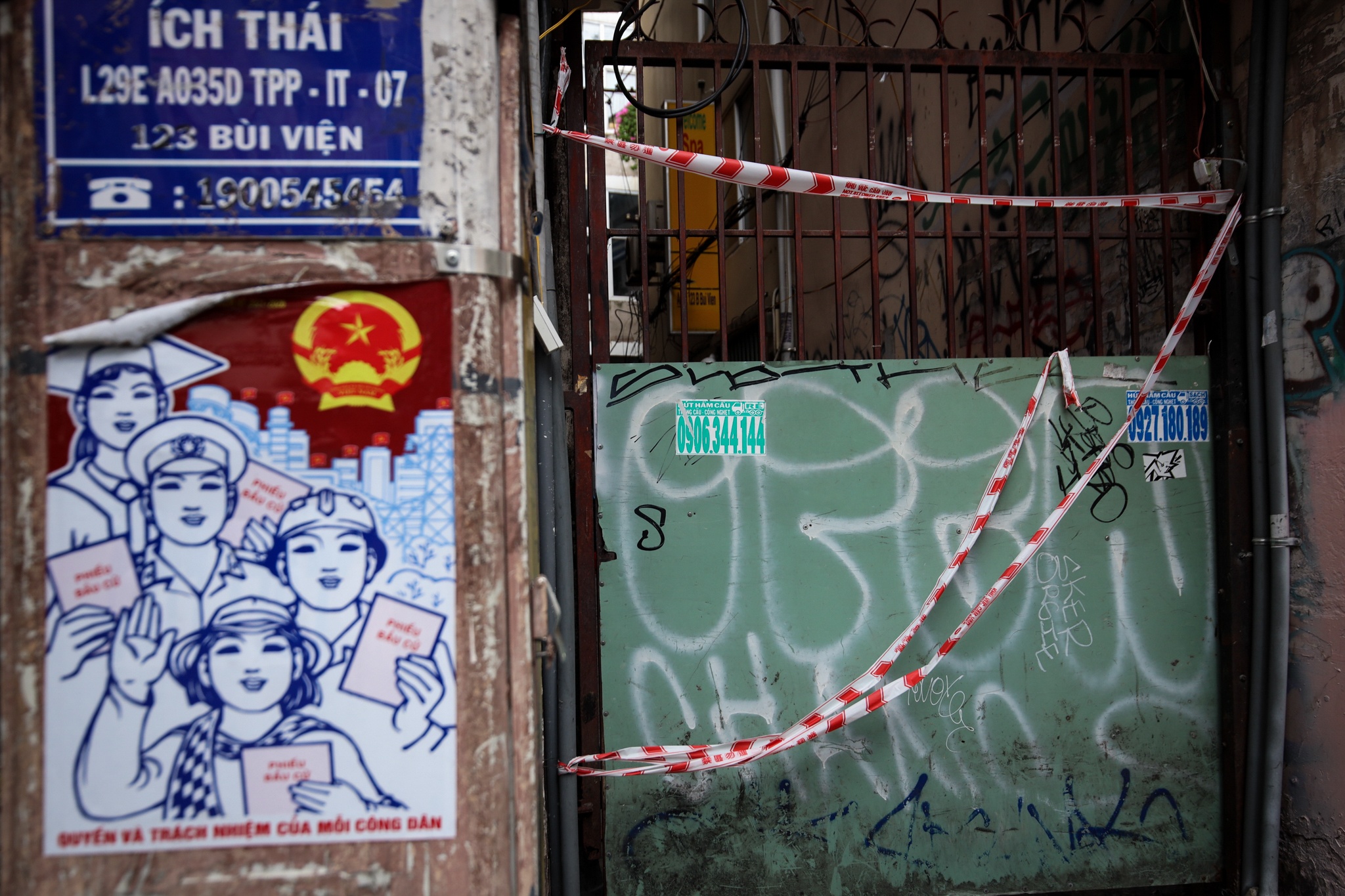 TP.HCM vang ve ngay gian cach anh 26