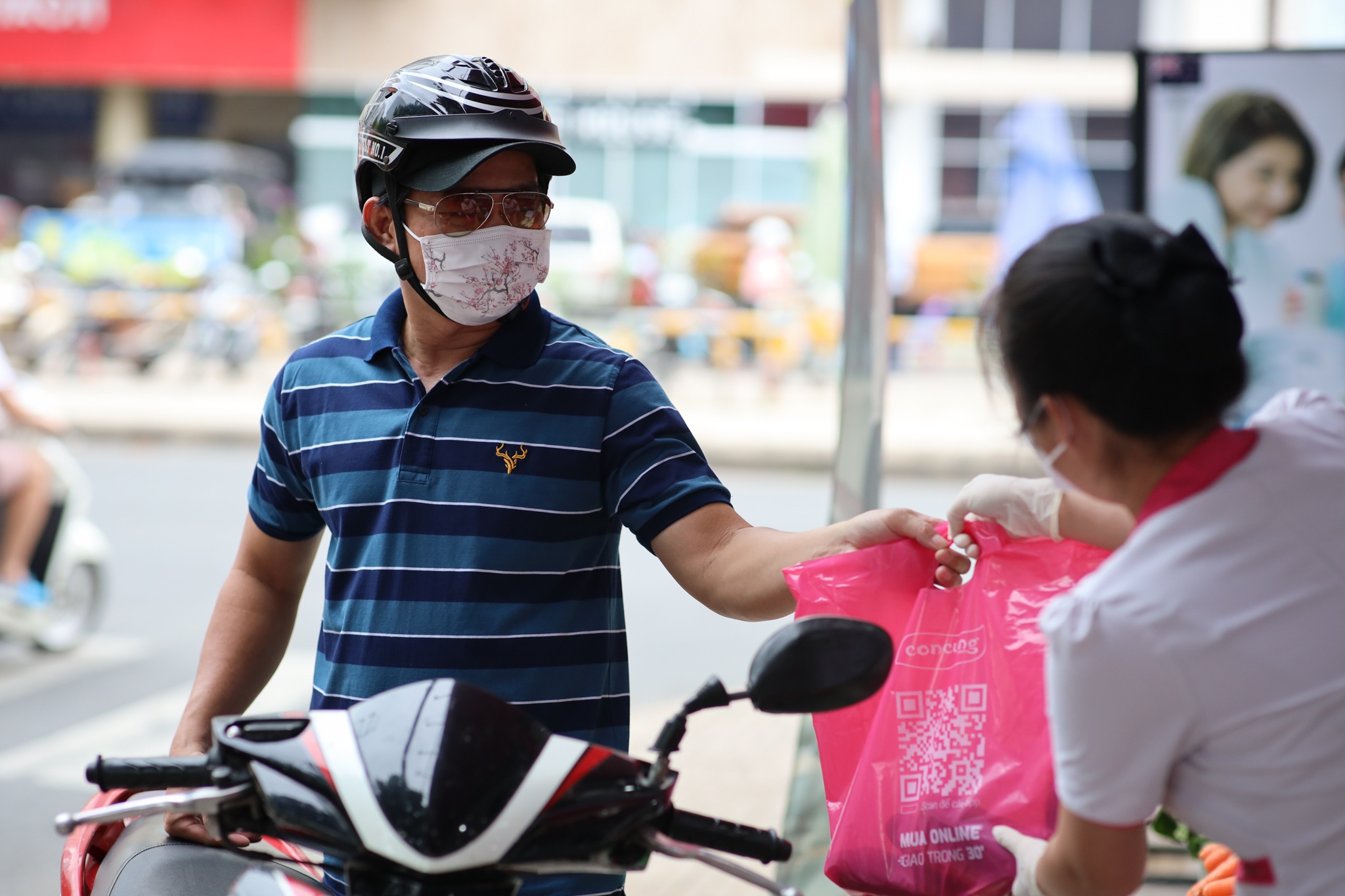 rau cu dong gia tai SG anh 5