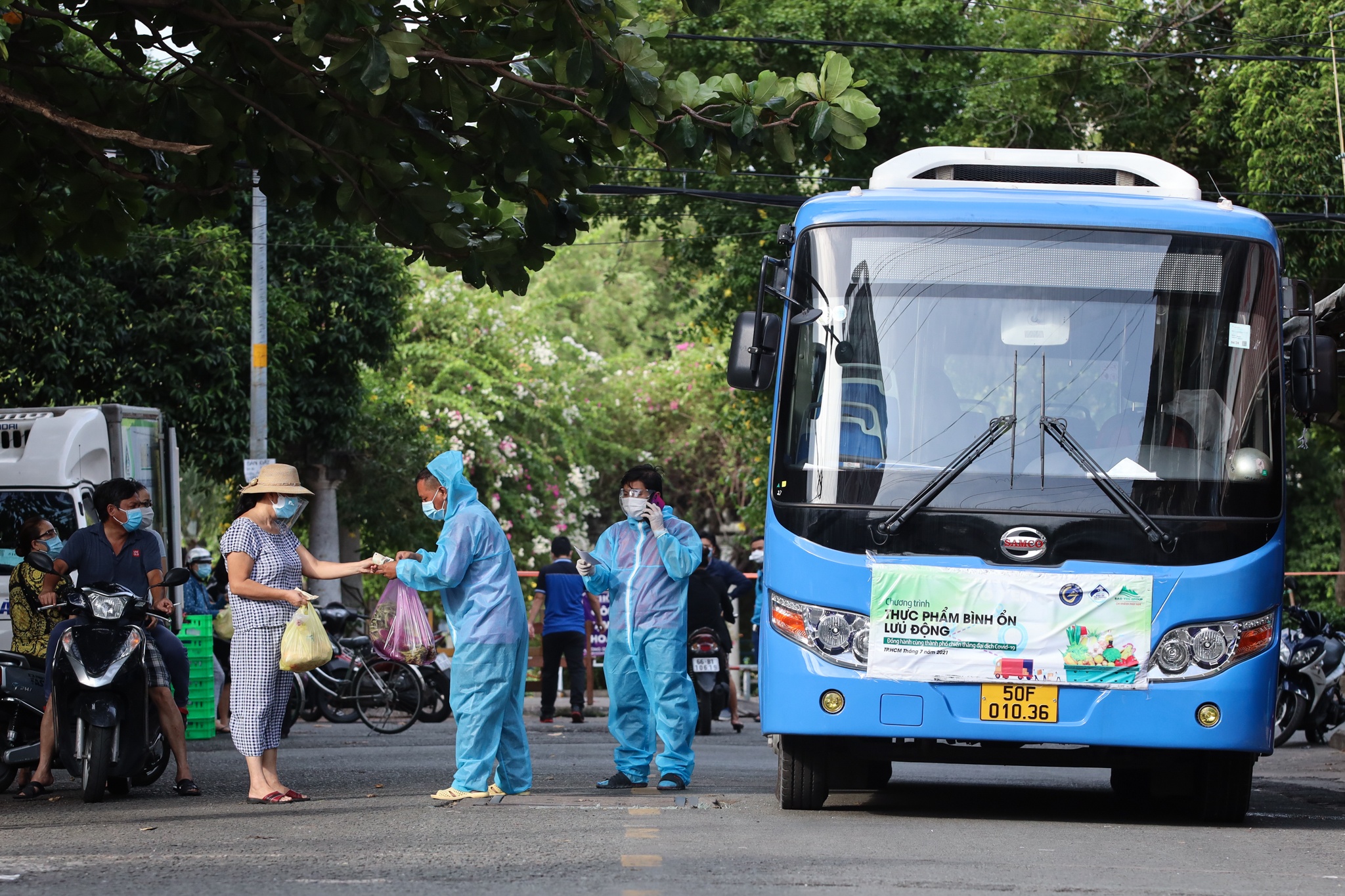 phan phoi rau cu o TP.HCM trong mua dich anh 24