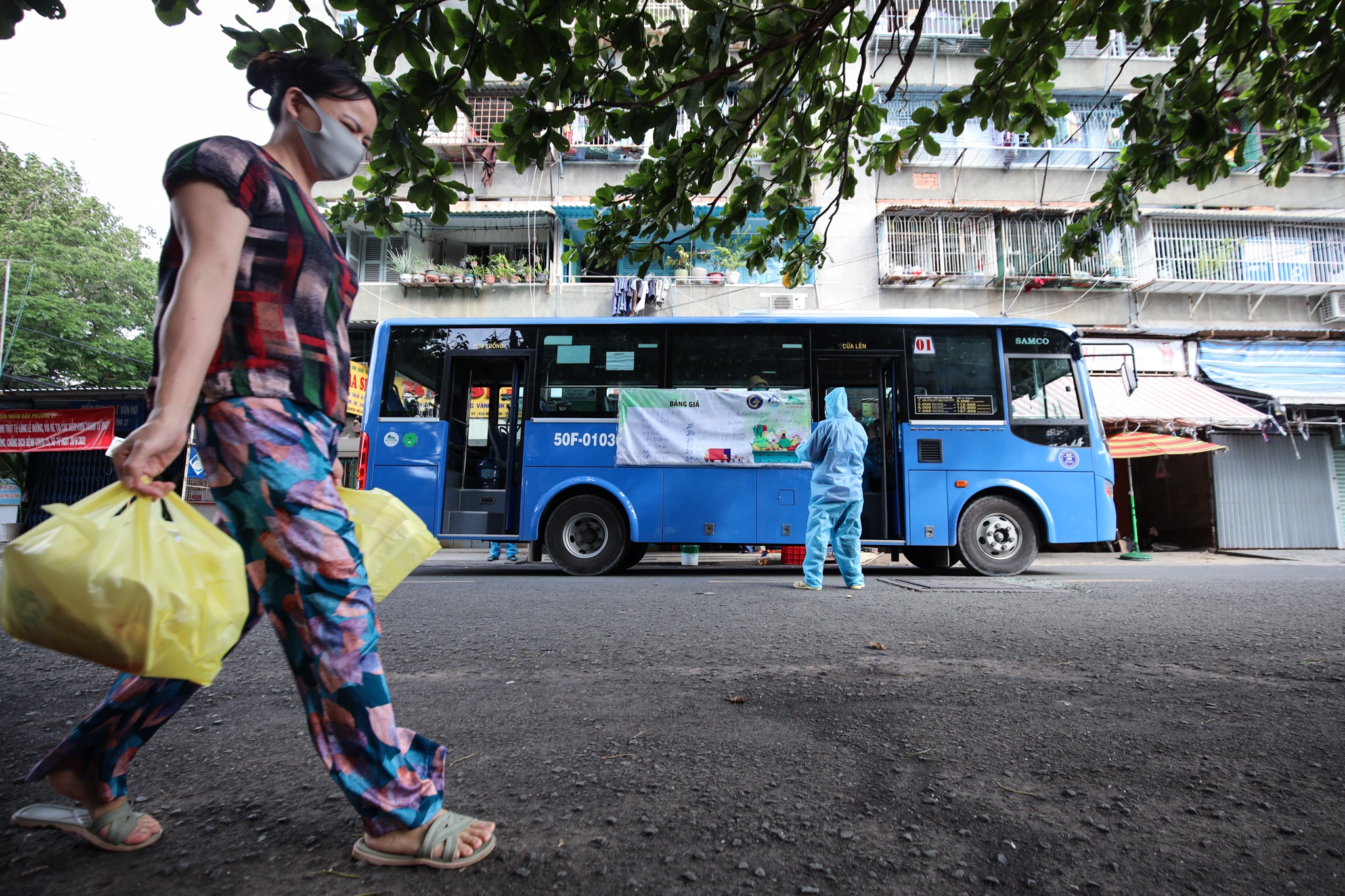 phan phoi rau cu o TP.HCM trong mua dich anh 33