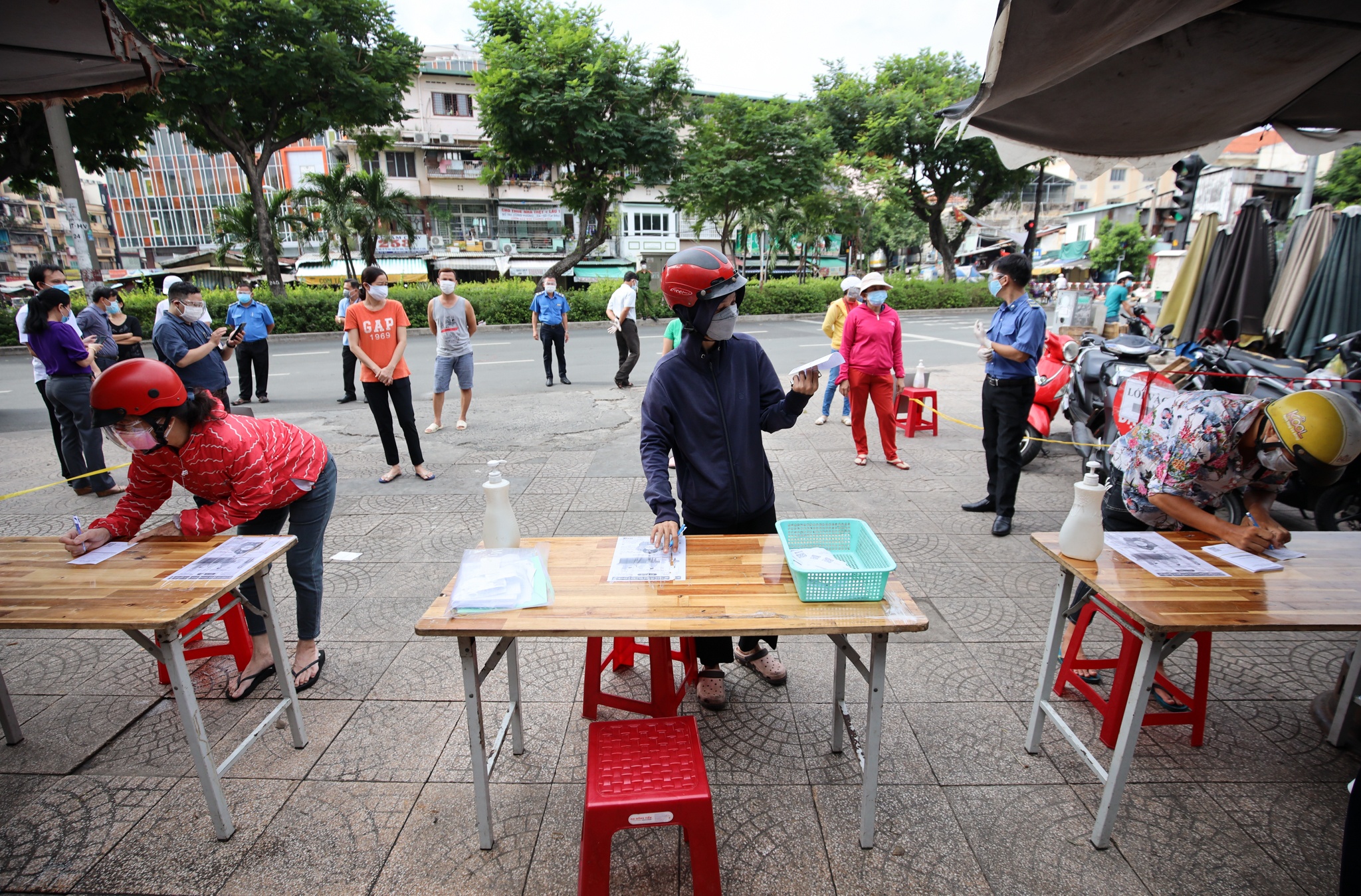 phan phoi rau cu o TP.HCM trong mua dich anh 40