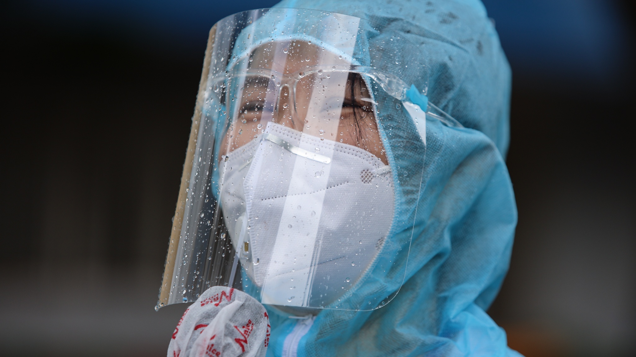 Nu MC khoi xuong,  ket noi 130 nghe si o tam dich TP.HCM anh 19