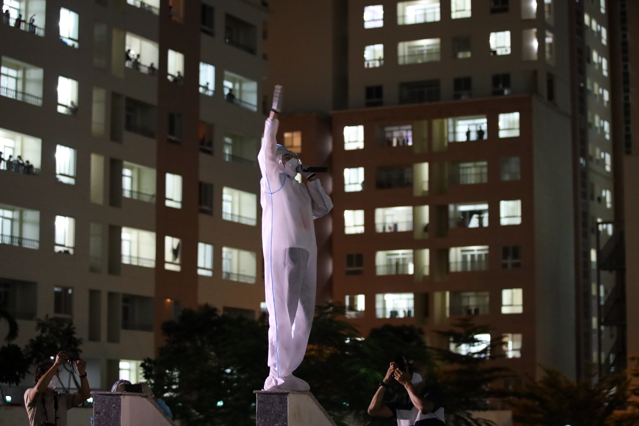 dem nhac tai benh vien da chien so 11 anh 9